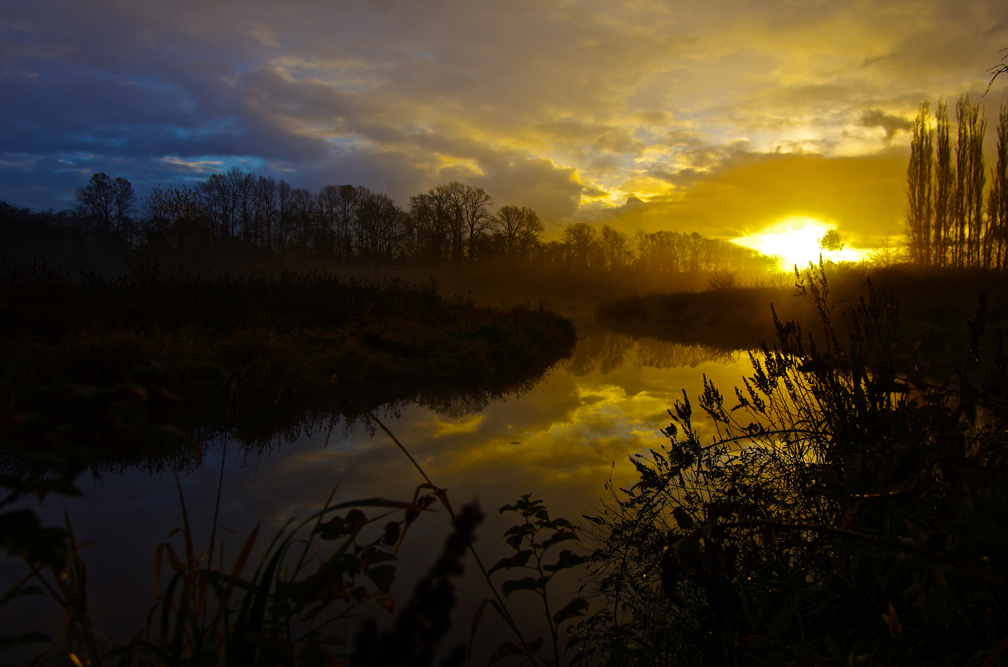 Pentax K-5 + Pentax smc DA 16-45mm F4 ED AL sample photo. A forgotten sunrise photography