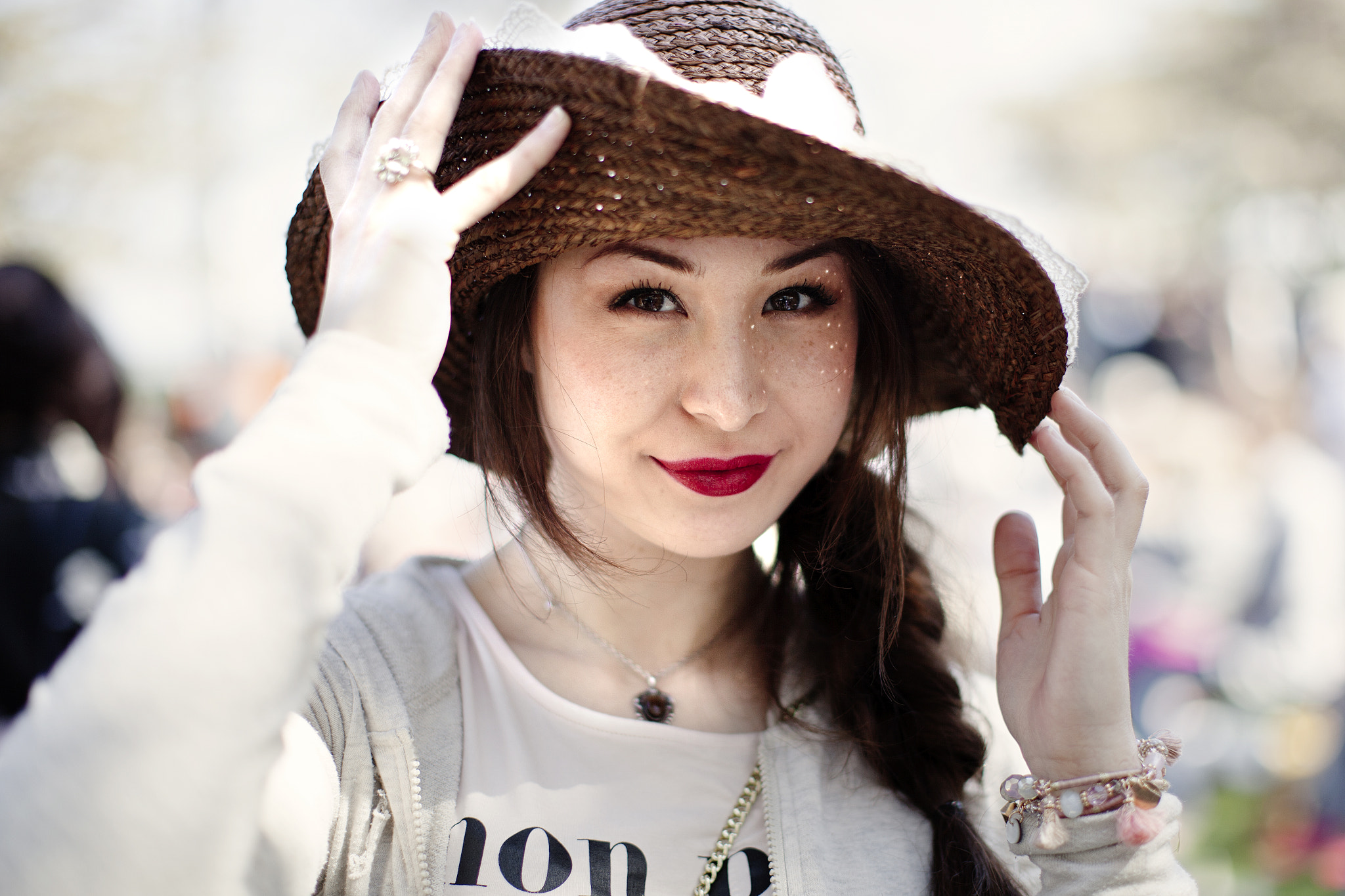 Canon EF 50mm F1.2L USM sample photo. Girl with a hat photography