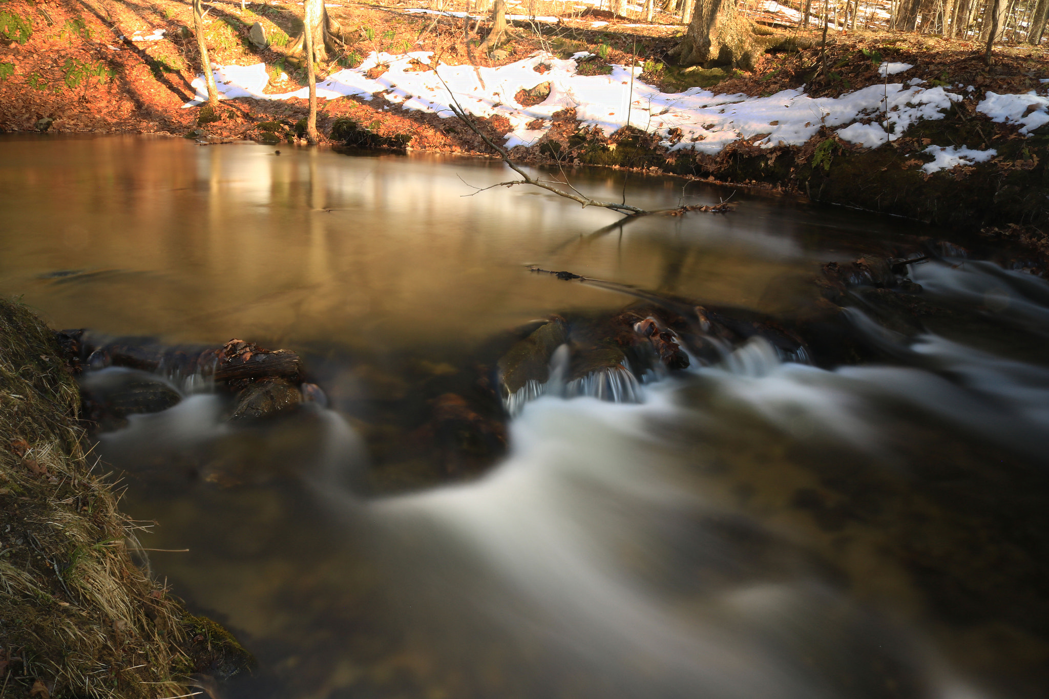 Canon EOS 750D (EOS Rebel T6i / EOS Kiss X8i) sample photo. Winter reflections photography