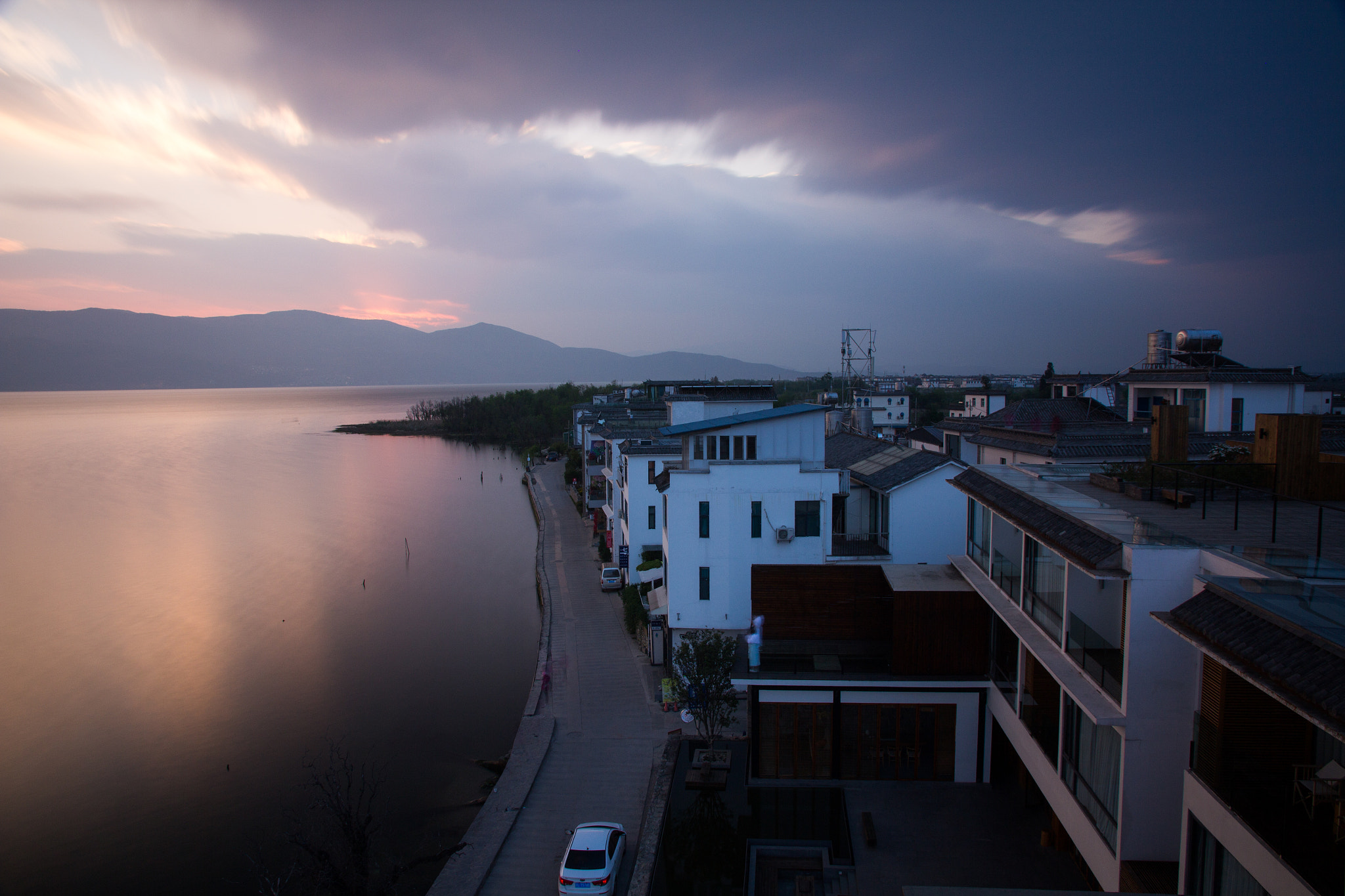 Canon EOS 60D sample photo. Erhai lake in dali photography