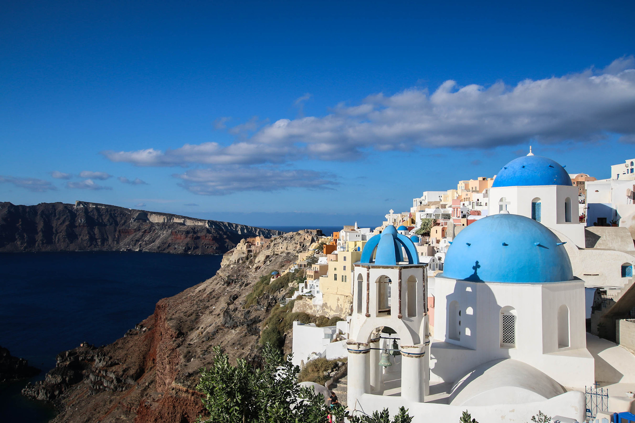Canon EOS 70D + Sigma 10-20mm F3.5 EX DC HSM sample photo. Blue domes of oia photography