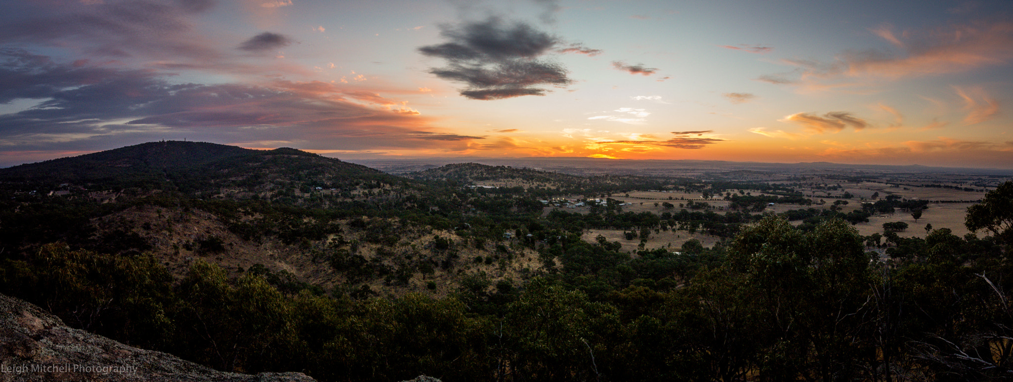 Tokina AT-X 17-35mm F4 Pro FX sample photo. Tarrengower sunset photography