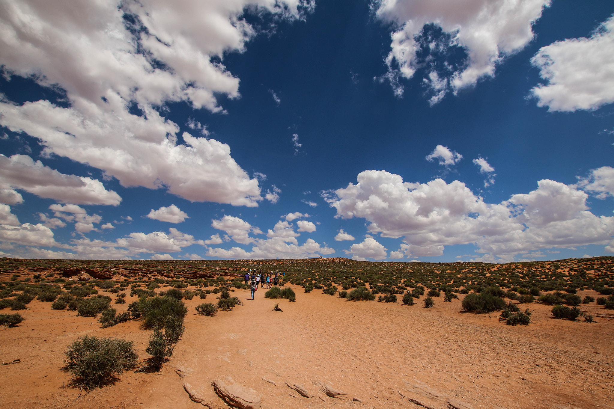 Canon EOS 70D + Sigma 10-20mm F3.5 EX DC HSM sample photo. Miles of clouds photography