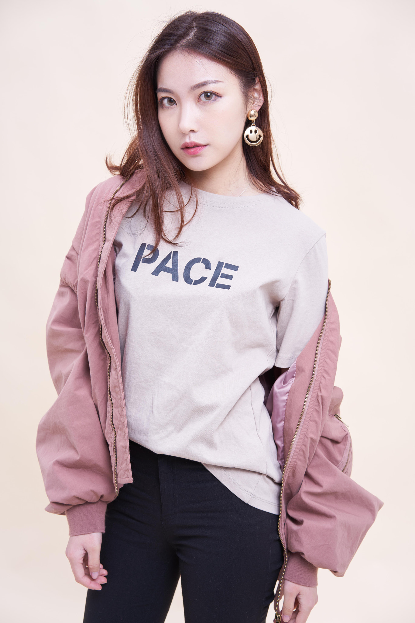 Sony Sonnar T* FE 55mm F1.8 ZA sample photo. Pace photography