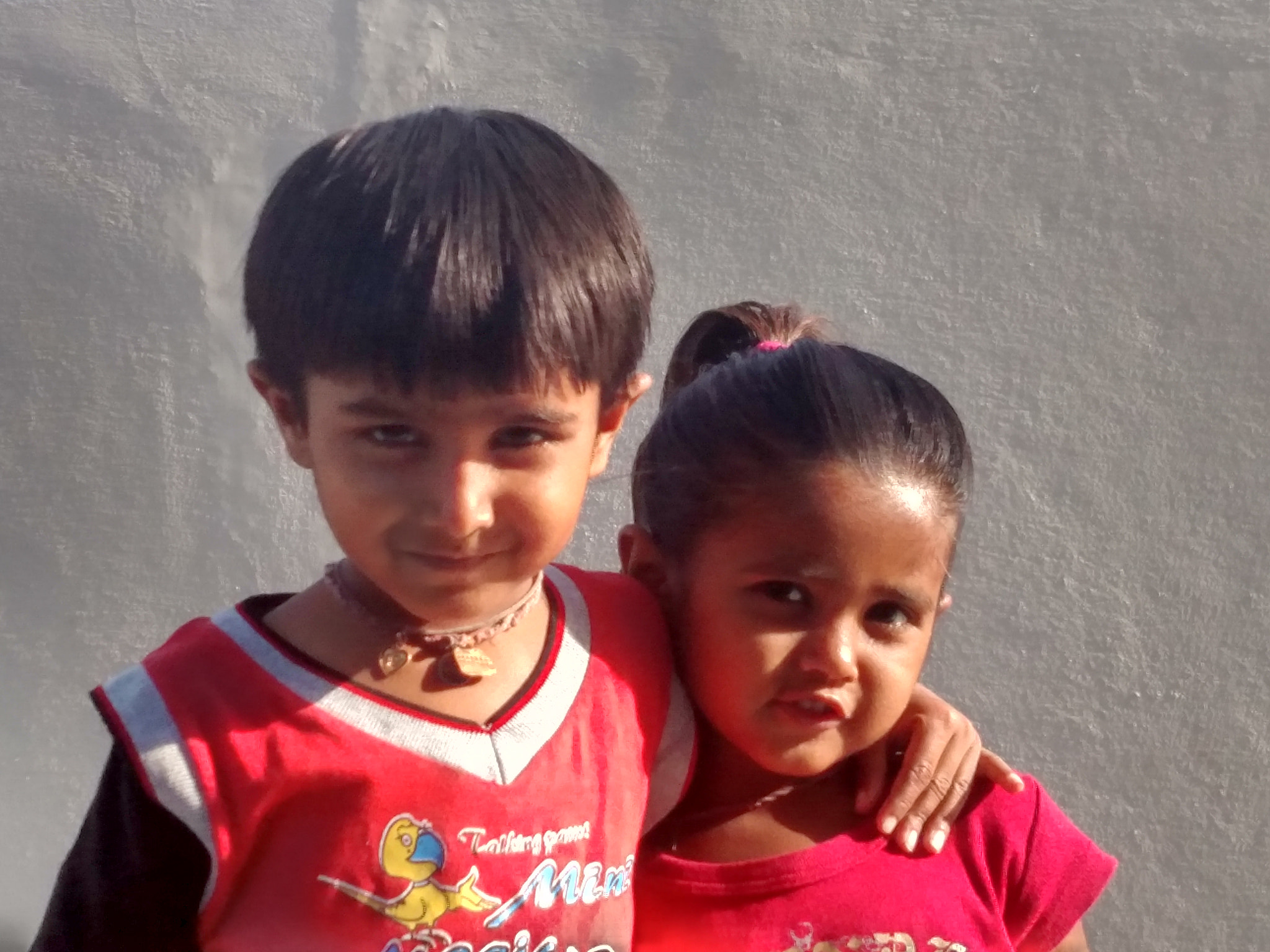 Motorola XT1225 sample photo. Bro & sis photography