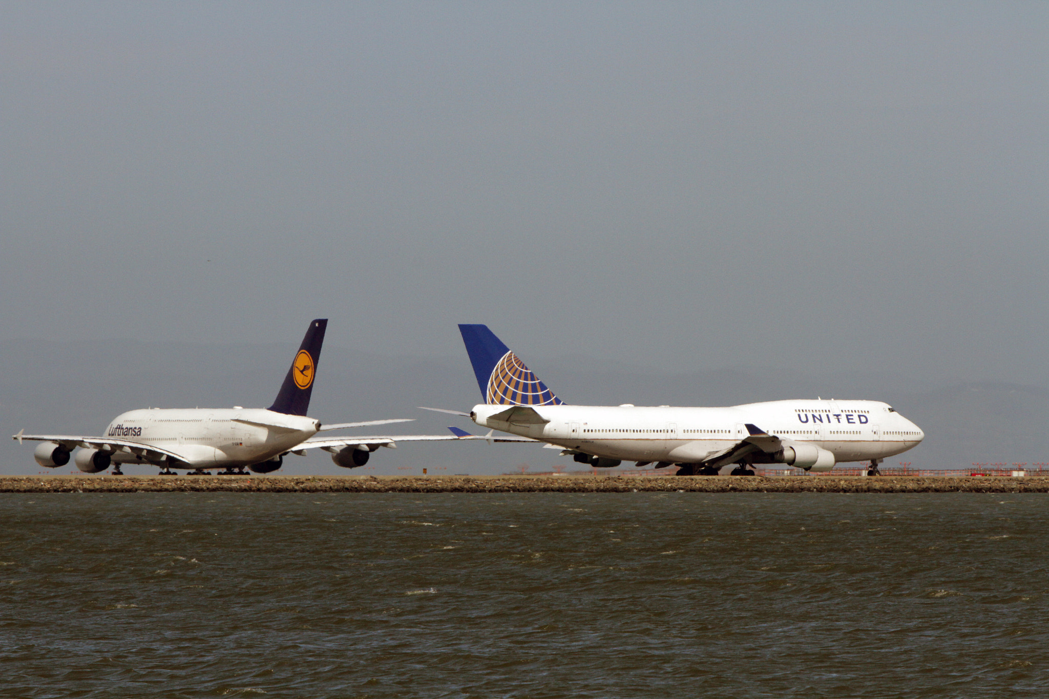 Canon EOS 7D + Canon EF 70-200mm F2.8L IS II USM sample photo. Widebodiesatsfo photography