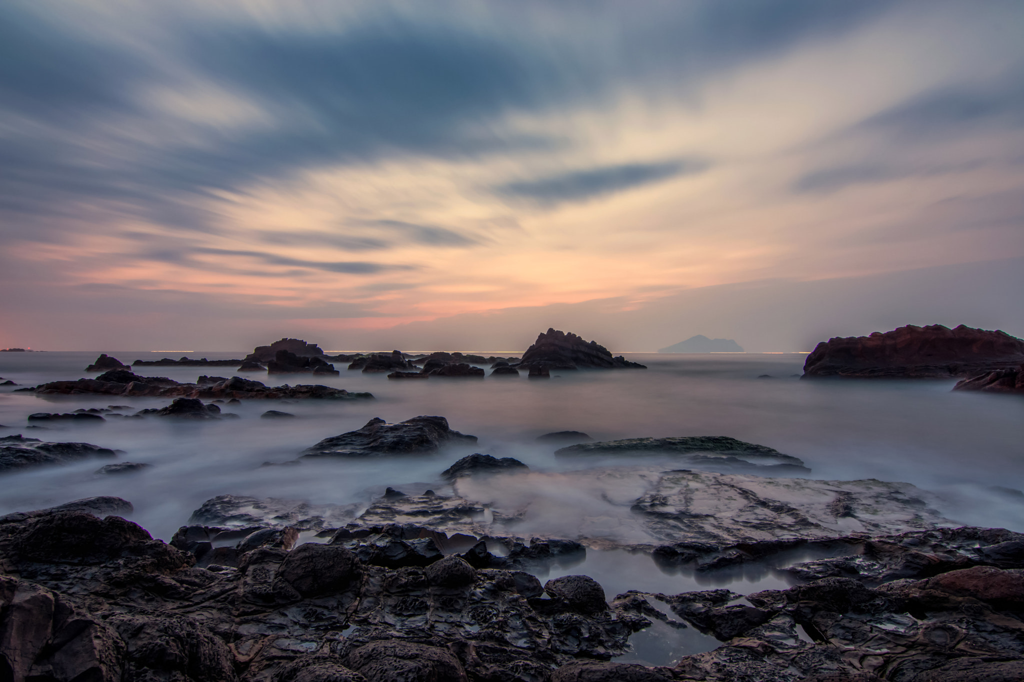 Tokina AT-X Pro 11-16mm F2.8 DX II sample photo. 外澳晨曦 photography