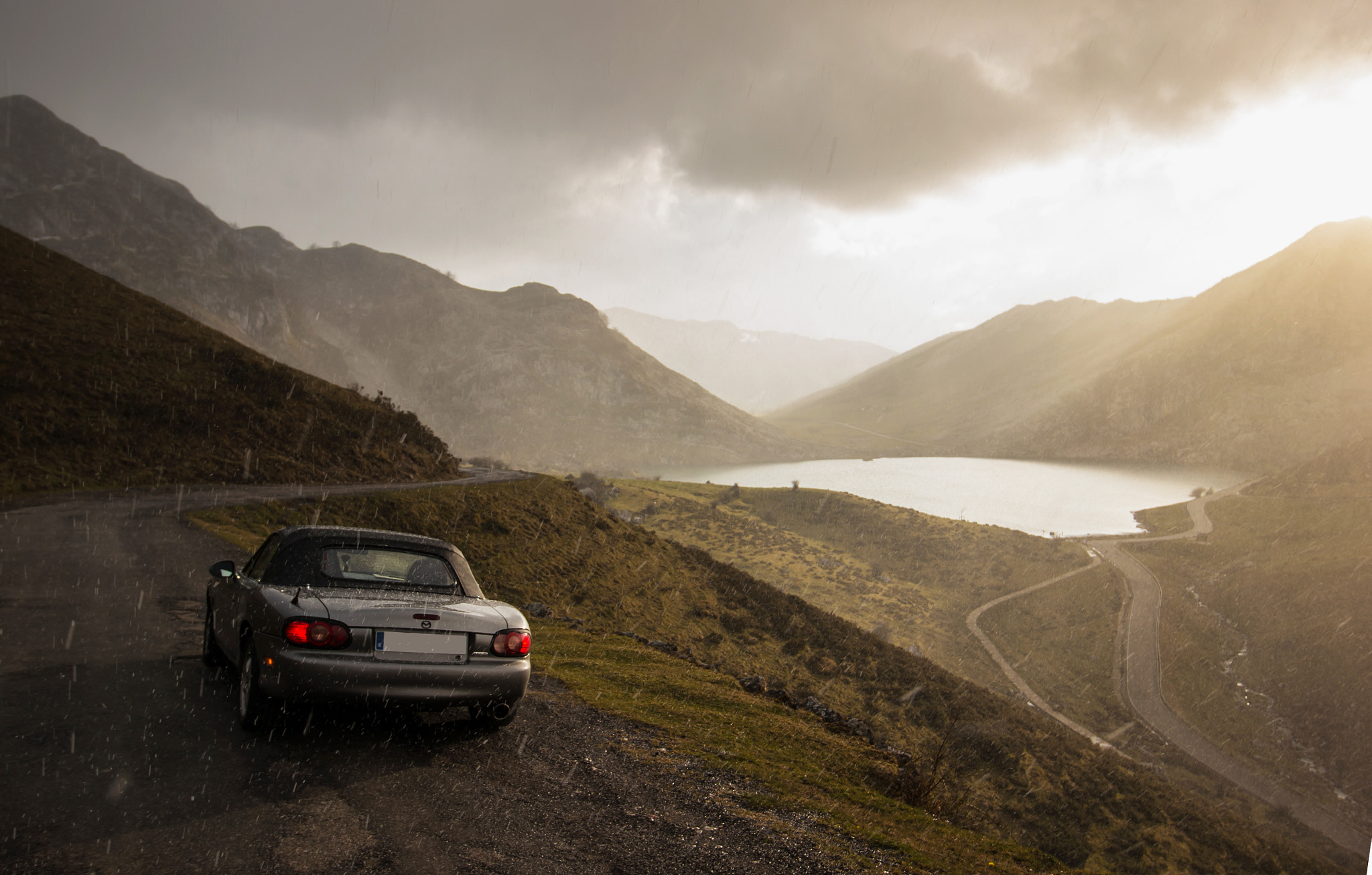 Canon EOS 550D (EOS Rebel T2i / EOS Kiss X4) sample photo. Mazda mx5 covadonga photography