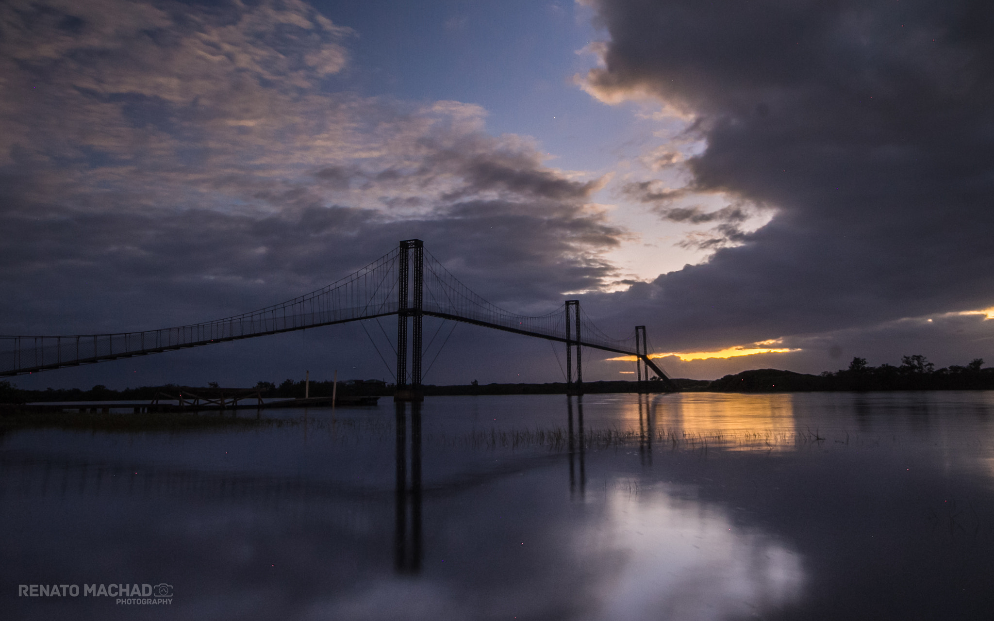 Sigma 10-20mm F4-5.6 EX DC HSM sample photo. Suspension bridge photography