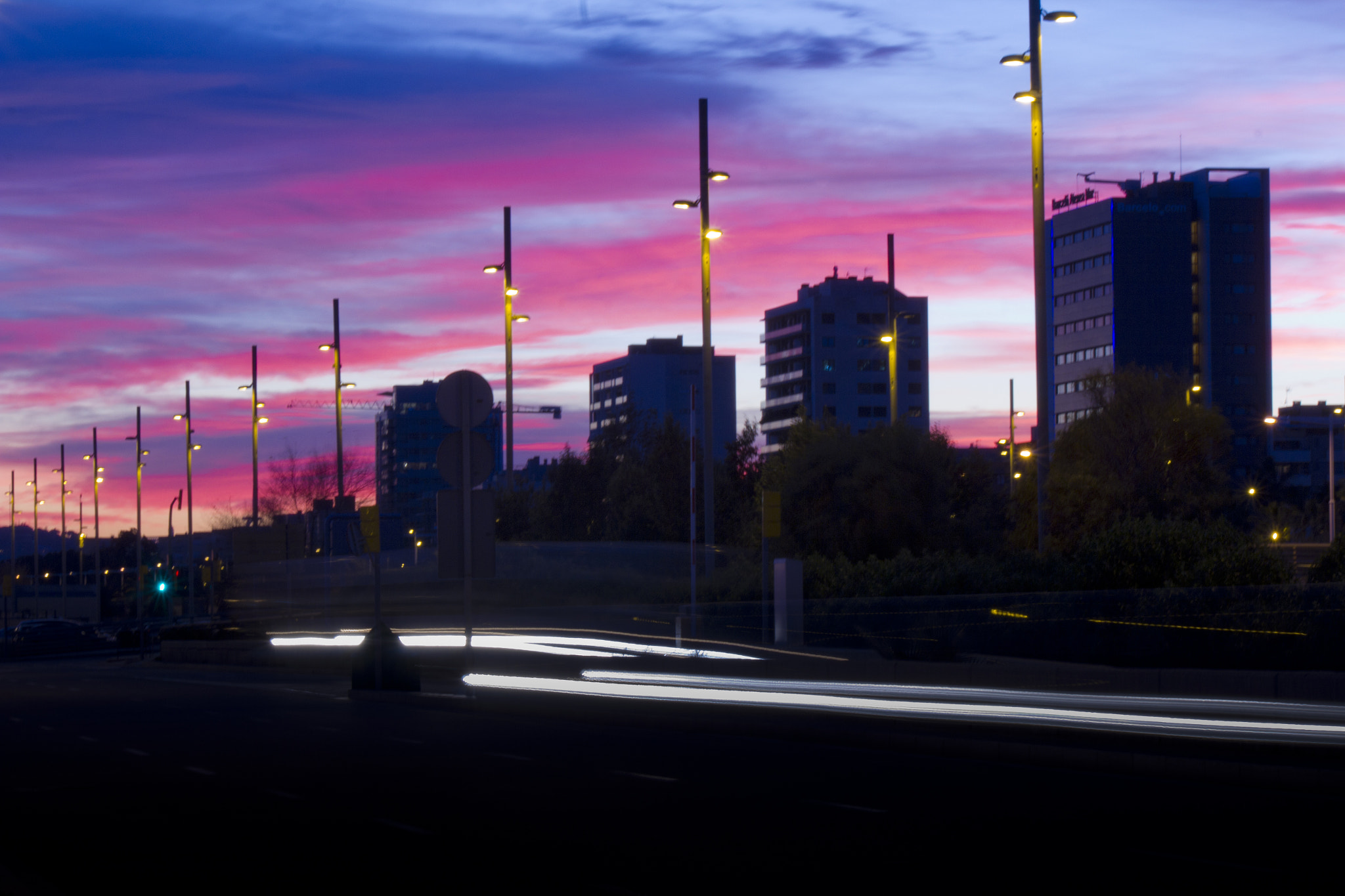 Canon EF-S 55-250mm F4-5.6 IS sample photo. Barcelona sunset photography