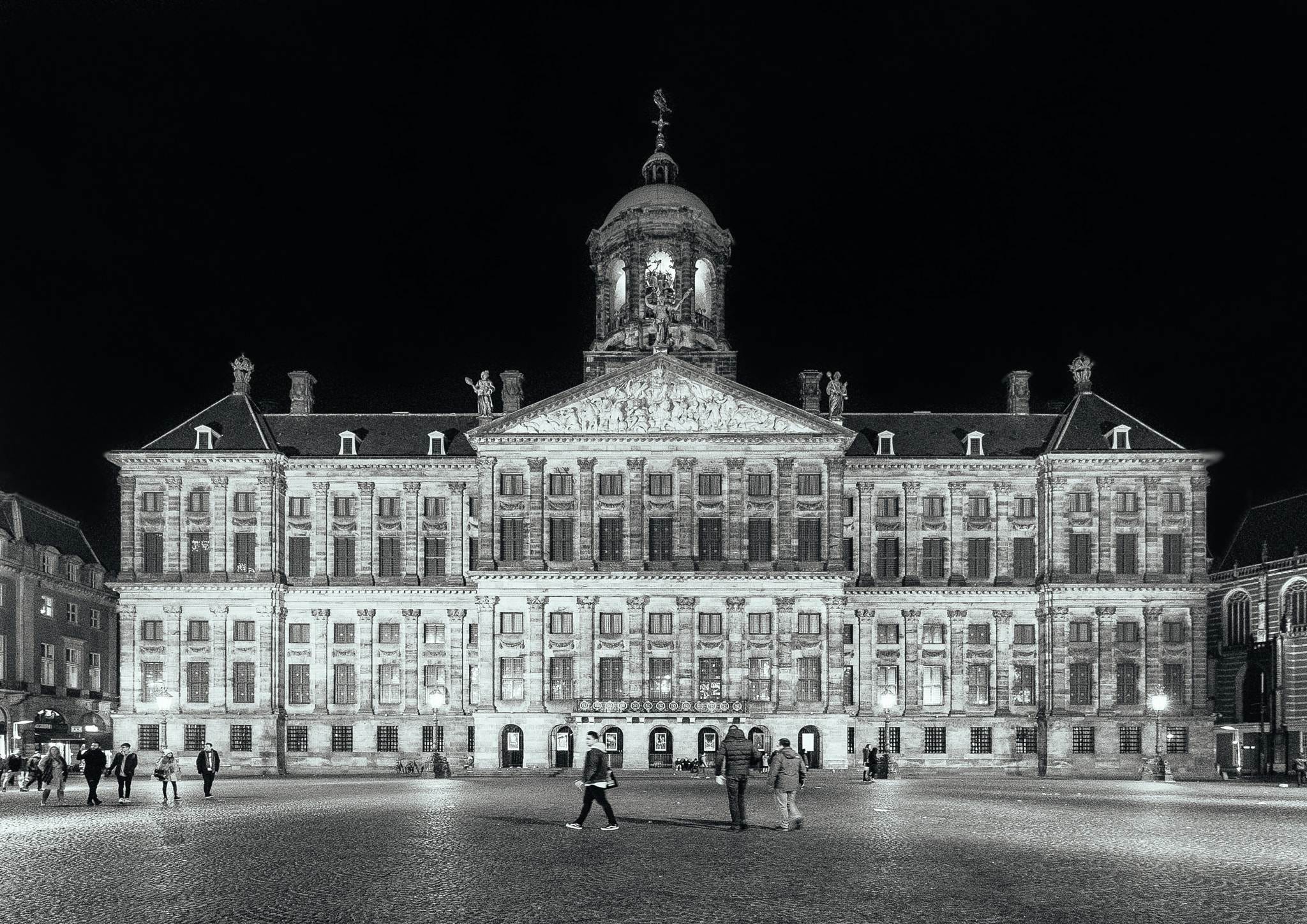 Fujifilm X-Pro1 sample photo. Amsterdam dam square - palace photography
