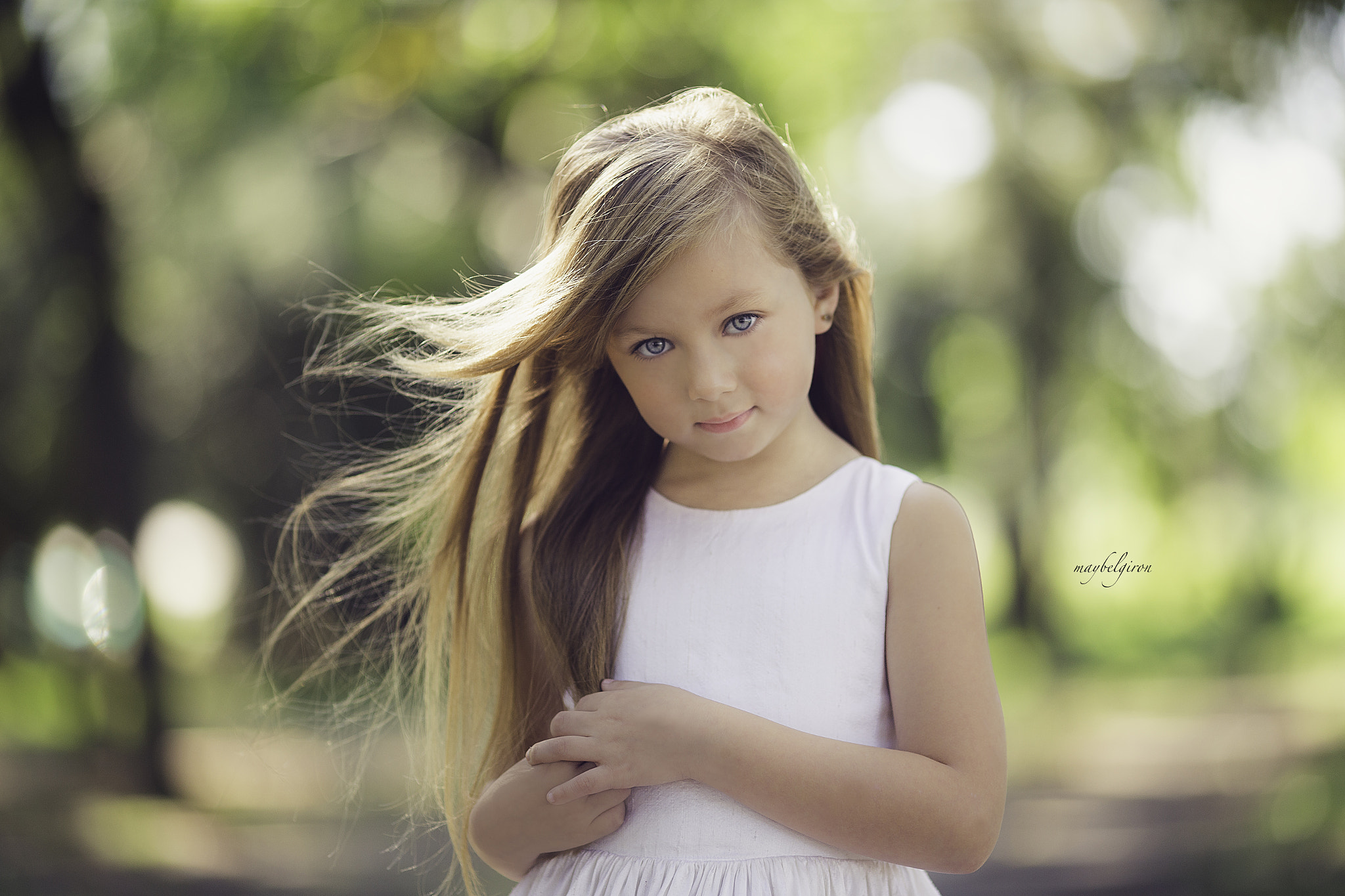 Canon EOS 6D + Canon EF 135mm F2L USM sample photo. Blue eyes little lady photography