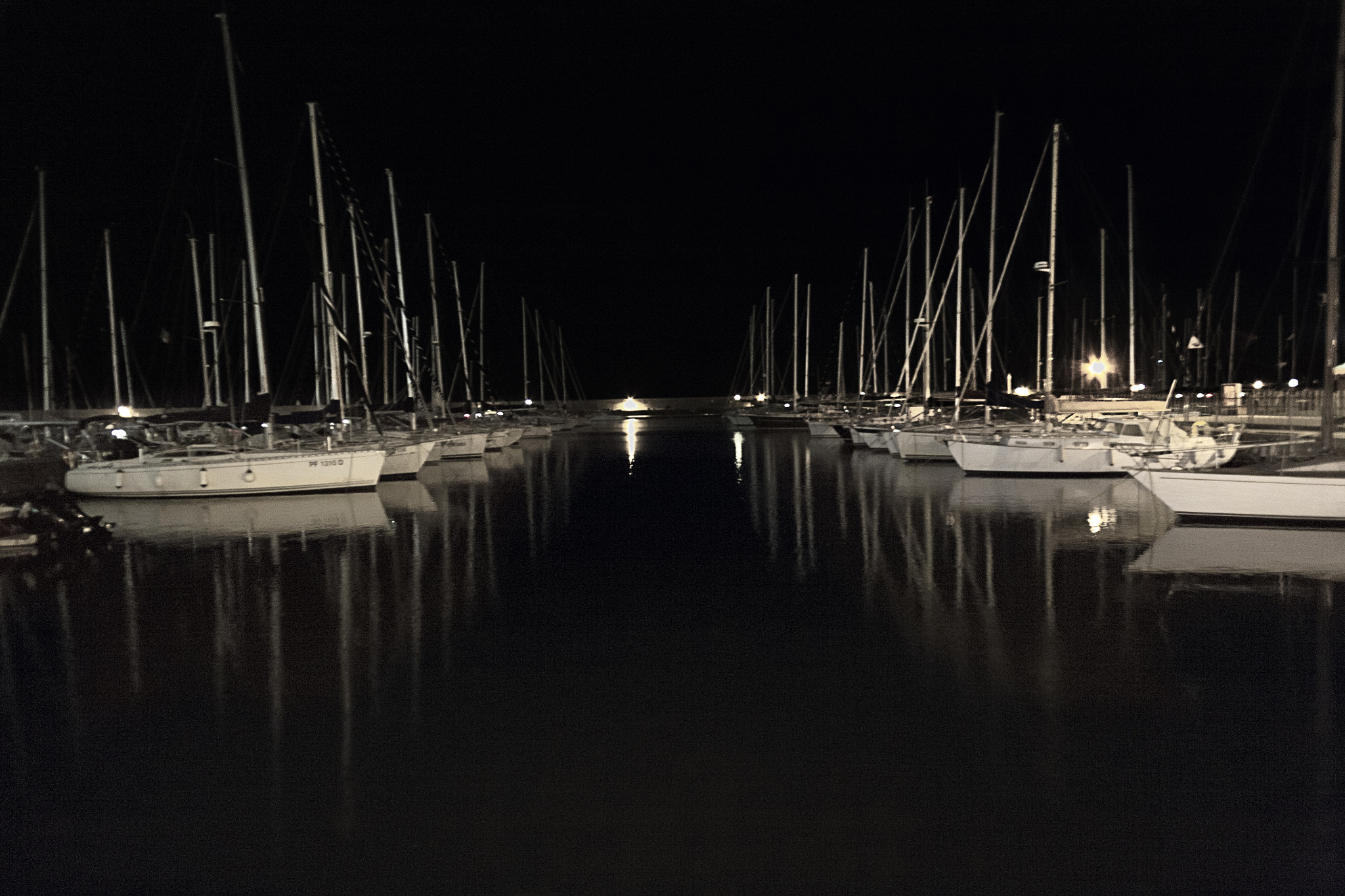 Canon EOS 5D sample photo. Harbour boats photography