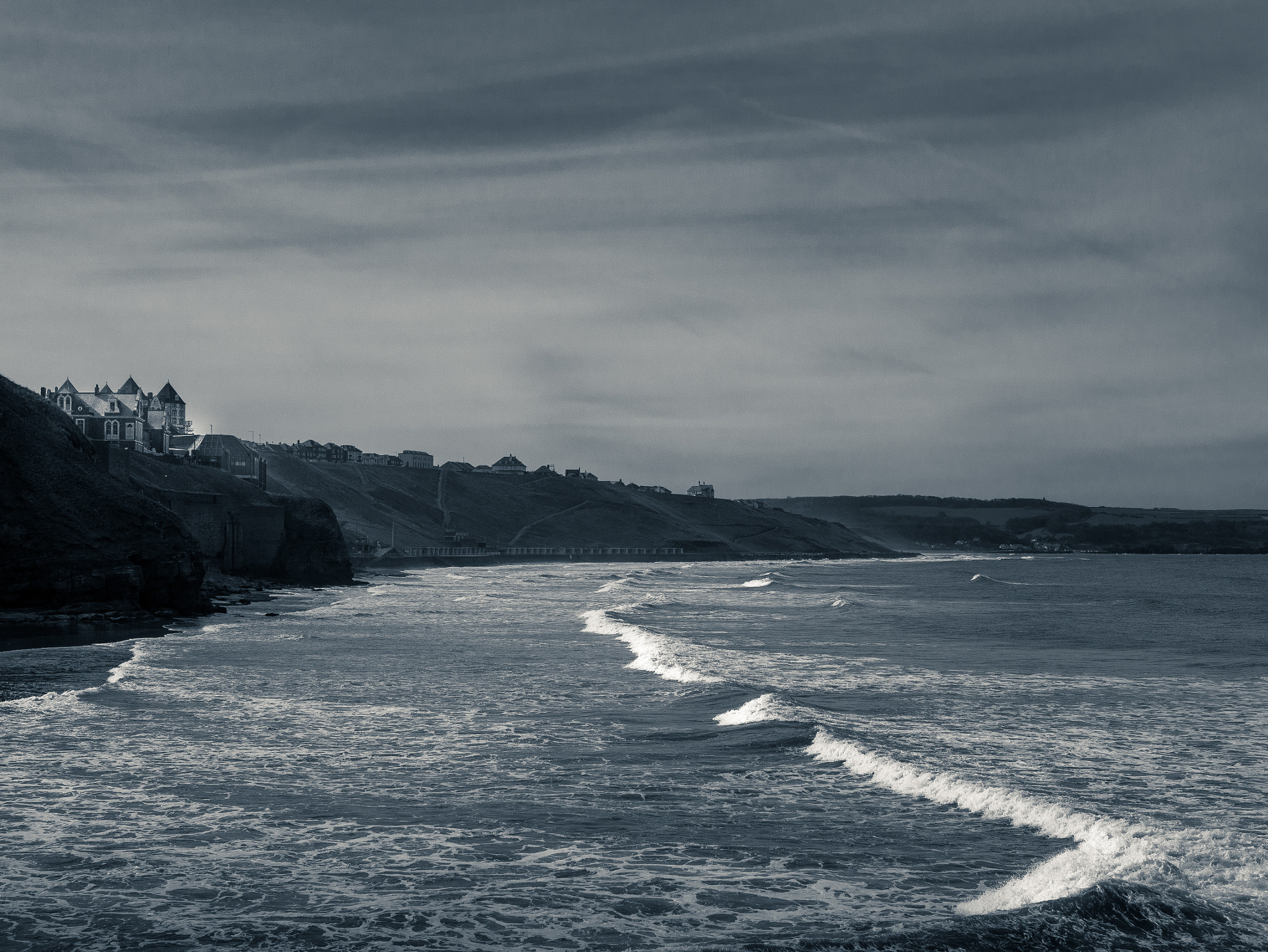 Panasonic Lumix DMC-G7 + LUMIX G 25/F1.7 sample photo. Whitby by the sea photography