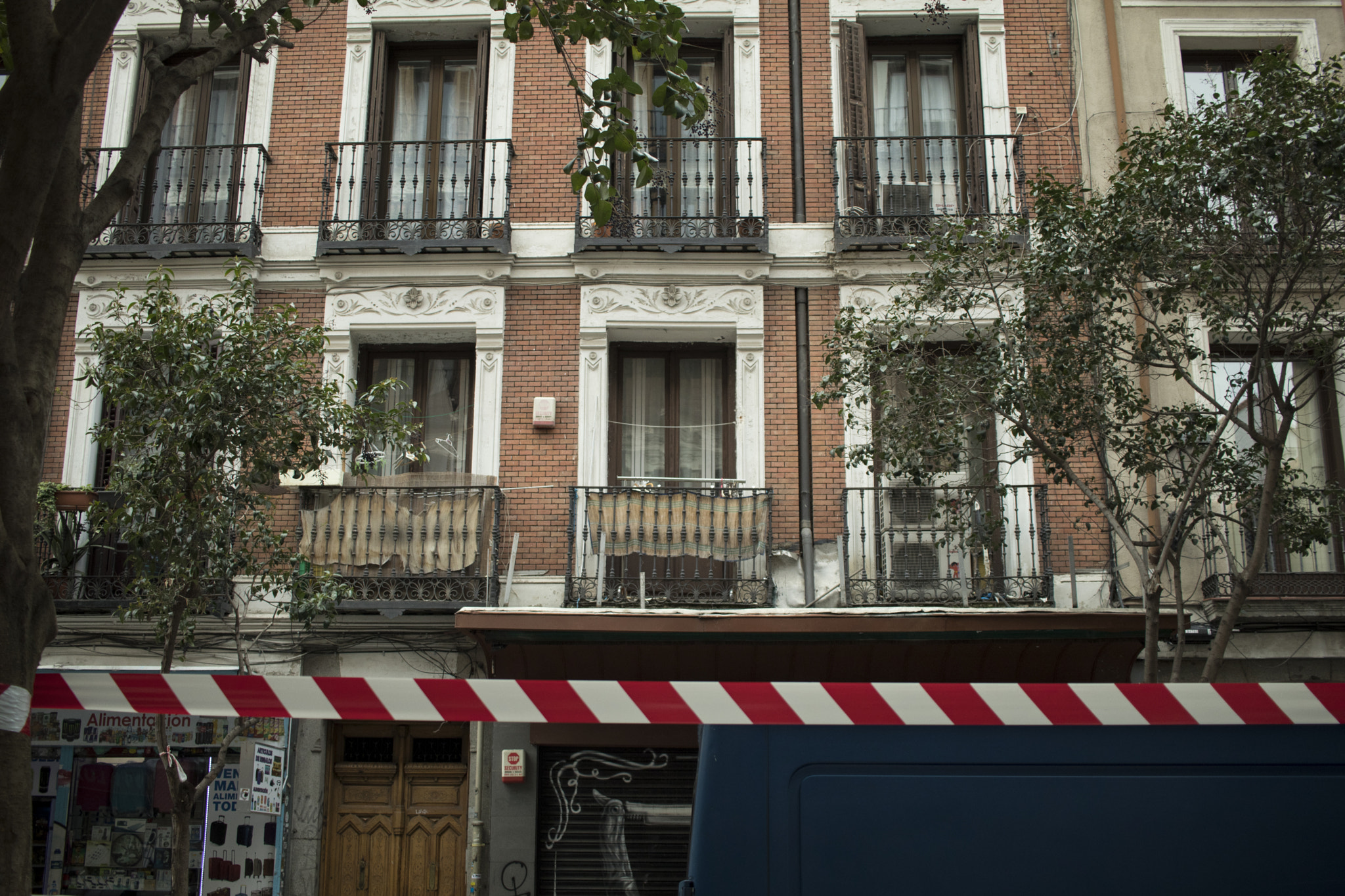 Canon EF-S 24mm F2.8 STM sample photo. Madrid photography
