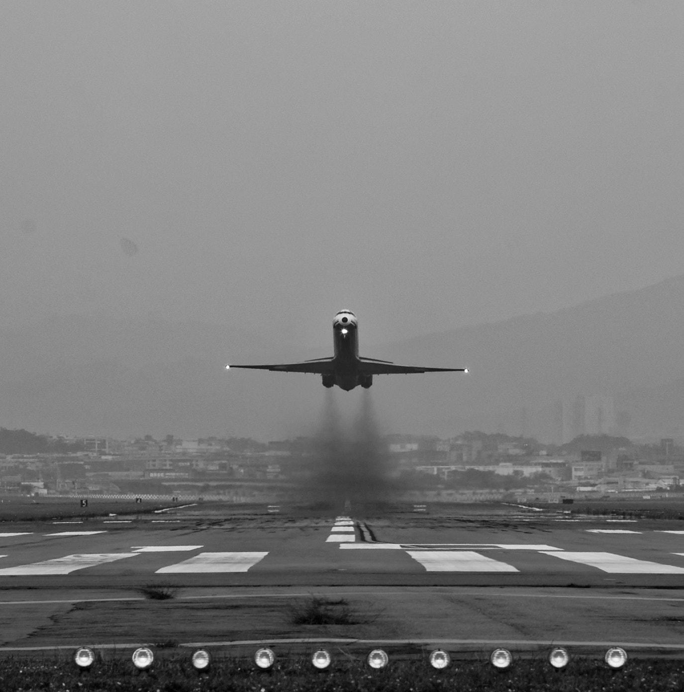 Canon EOS 5D + Canon EF 24-105mm F4L IS USM sample photo. Lift off photography
