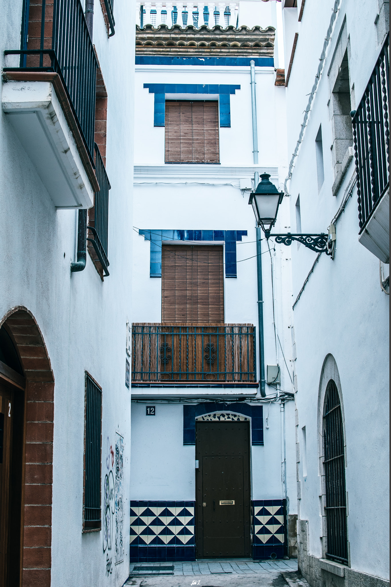 Nikon D5500 + Nikon AF-S DX Nikkor 35mm F1.8G sample photo. Sitges photography