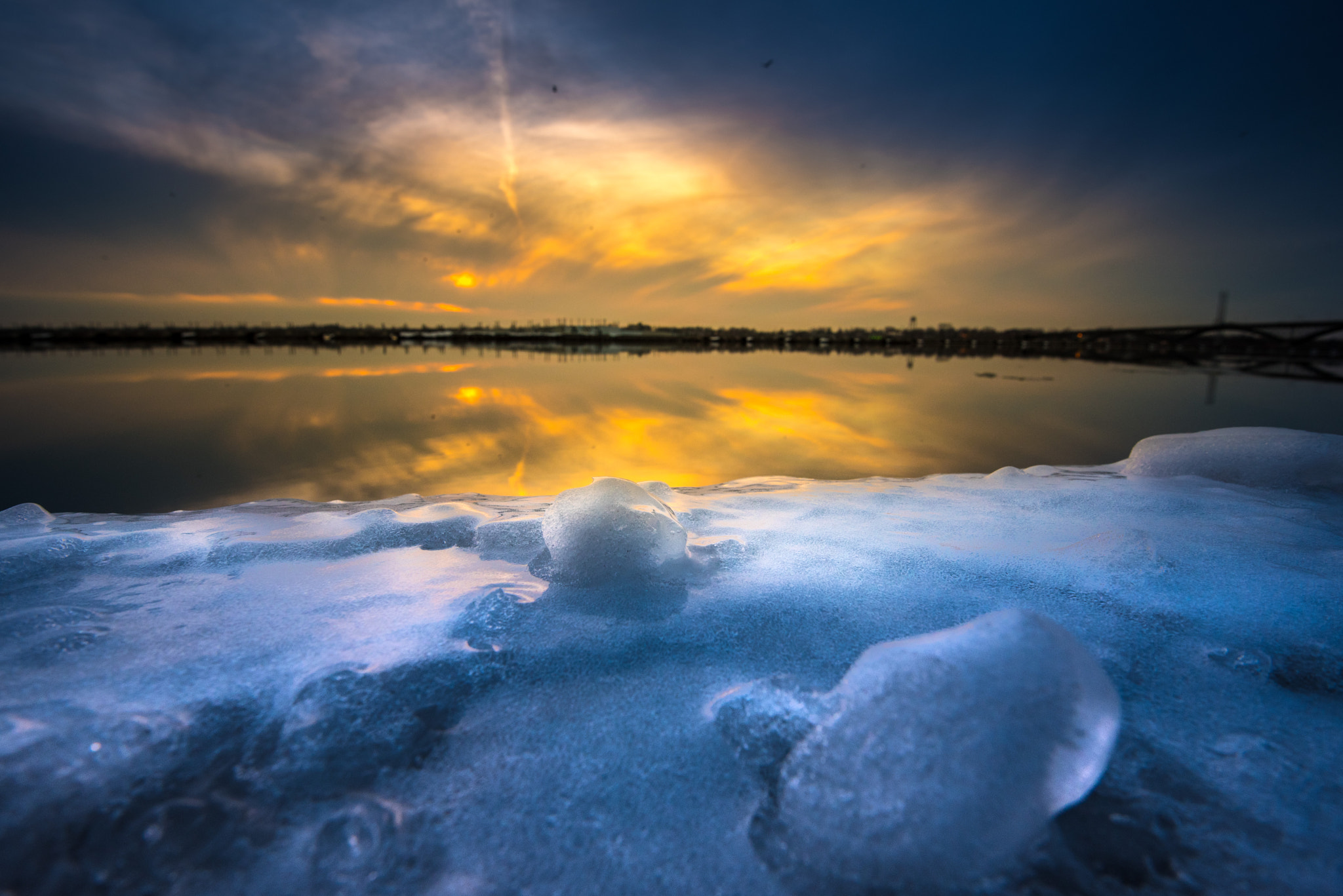 Nikon AF-S Nikkor 16-35mm F4G ED VR sample photo. Sunset over frank lloyd wright's rowing boathouse photography