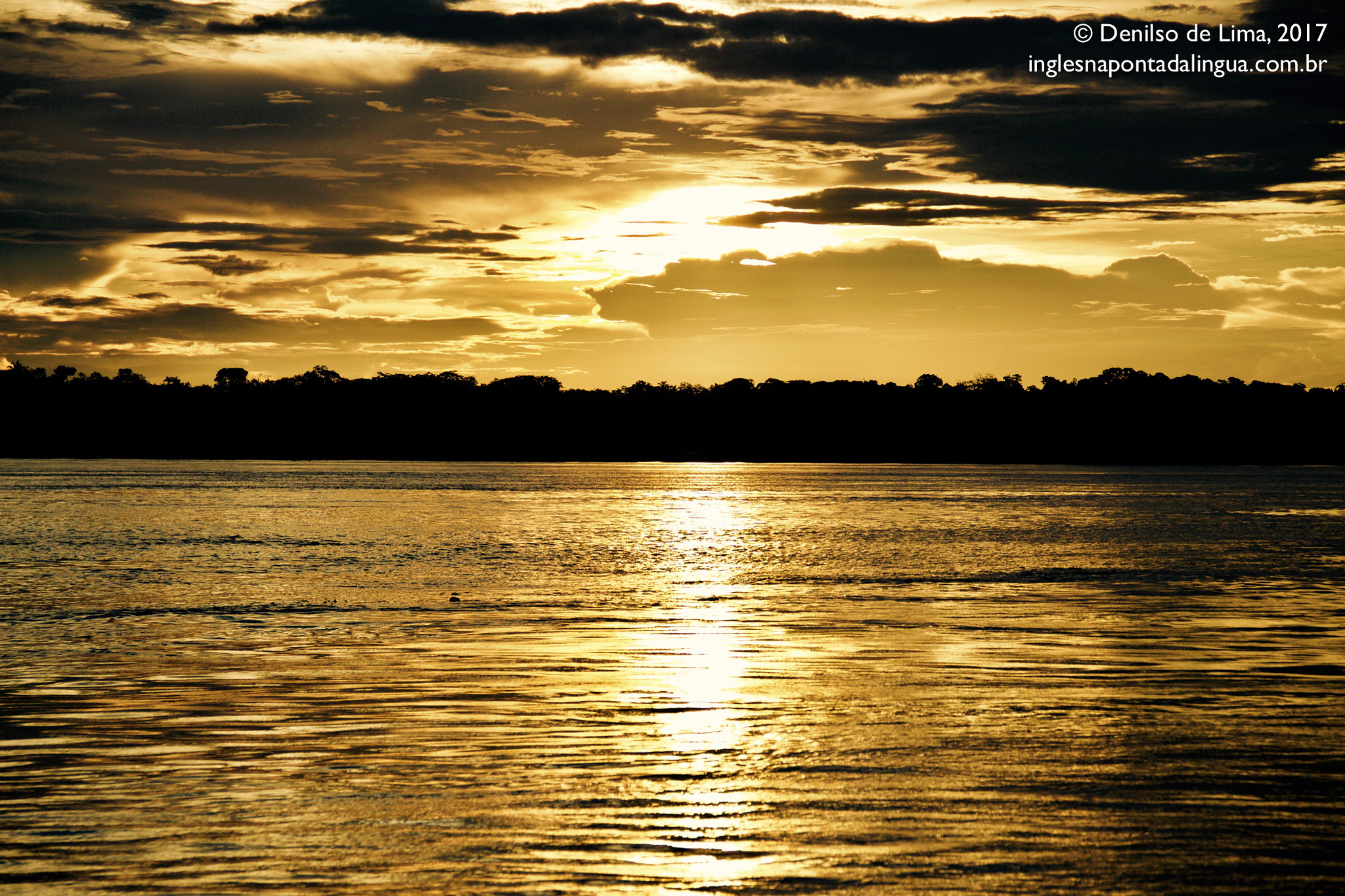 Canon EOS 700D (EOS Rebel T5i / EOS Kiss X7i) sample photo. Golden sunset in rio madeira photography