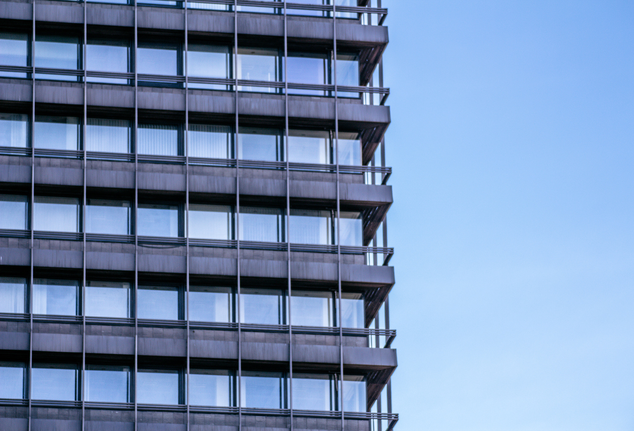 Canon EOS 650D (EOS Rebel T4i / EOS Kiss X6i) sample photo. Architecture photography