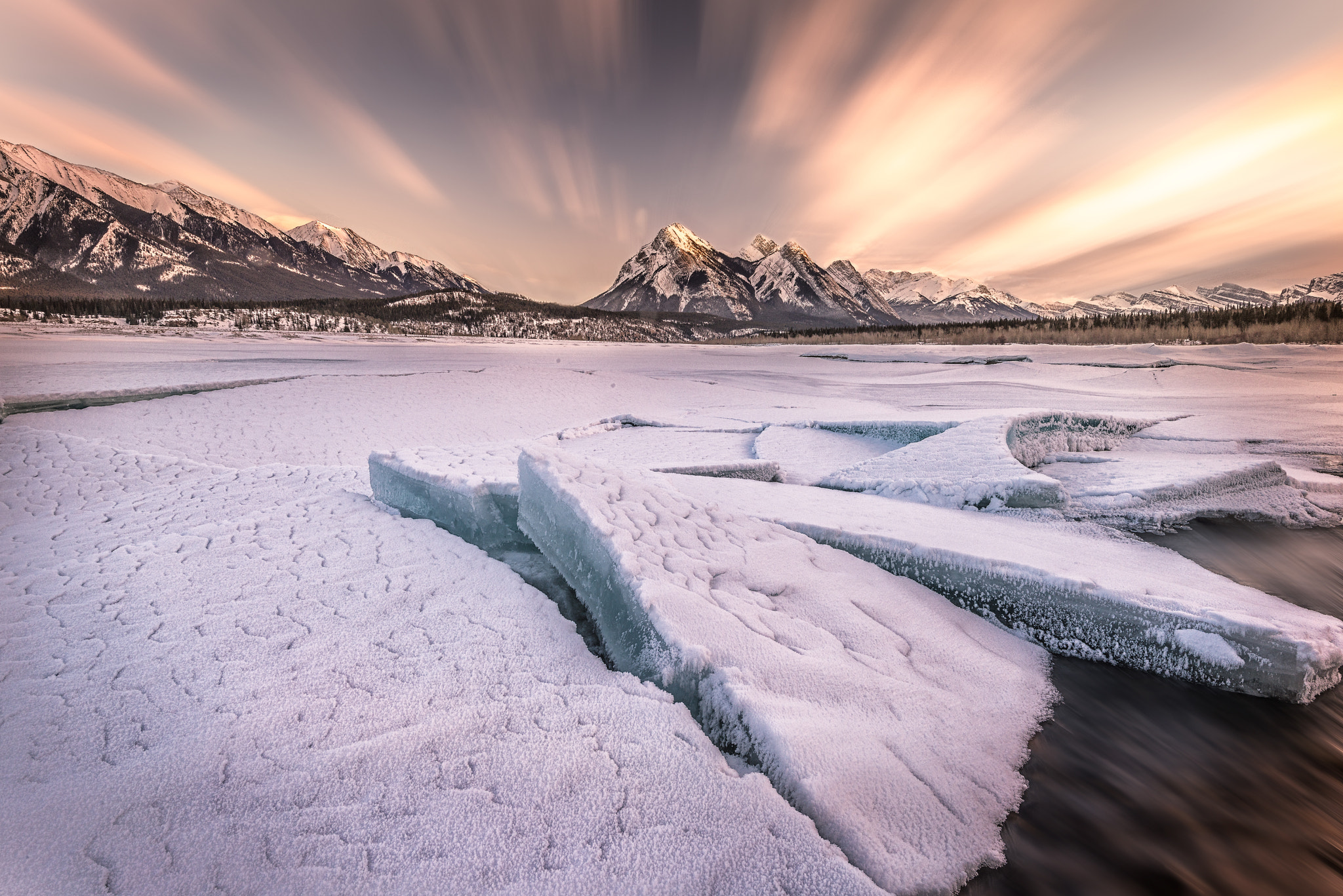 Nikon AF-S Nikkor 16-35mm F4G ED VR sample photo. Kootenay plains photography