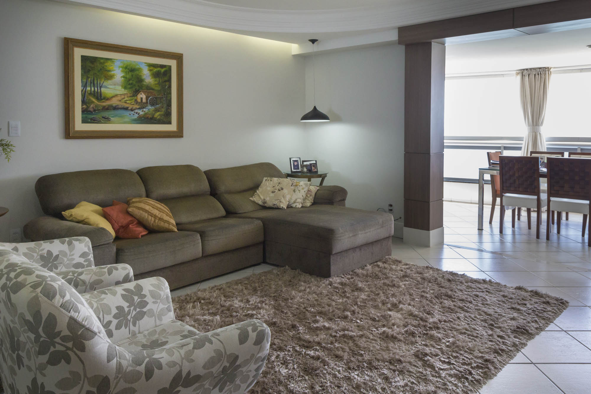 Canon EF-S 17-55mm F2.8 IS USM sample photo. Apartment photography