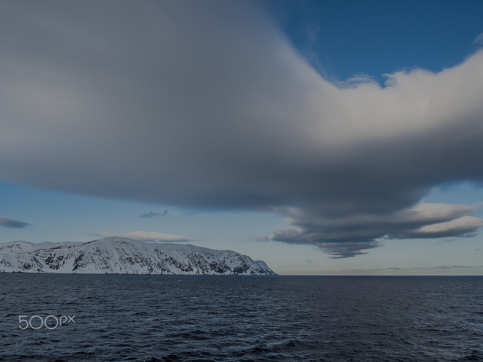 Olympus OM-D E-M5 II + Olympus M.Zuiko Digital ED 12-40mm F2.8 Pro sample photo. The cloud photography