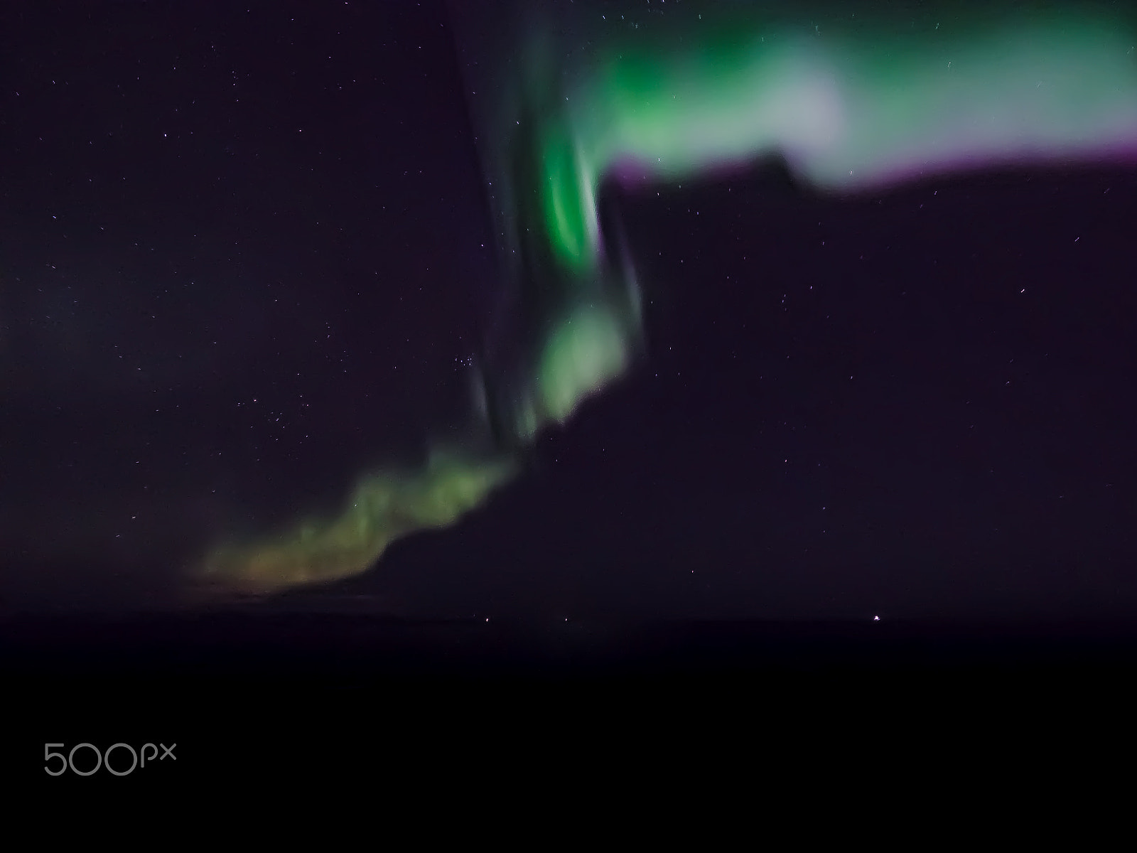 Olympus OM-D E-M5 II + Olympus M.Zuiko Digital ED 12-40mm F2.8 Pro sample photo. Northern lights photography