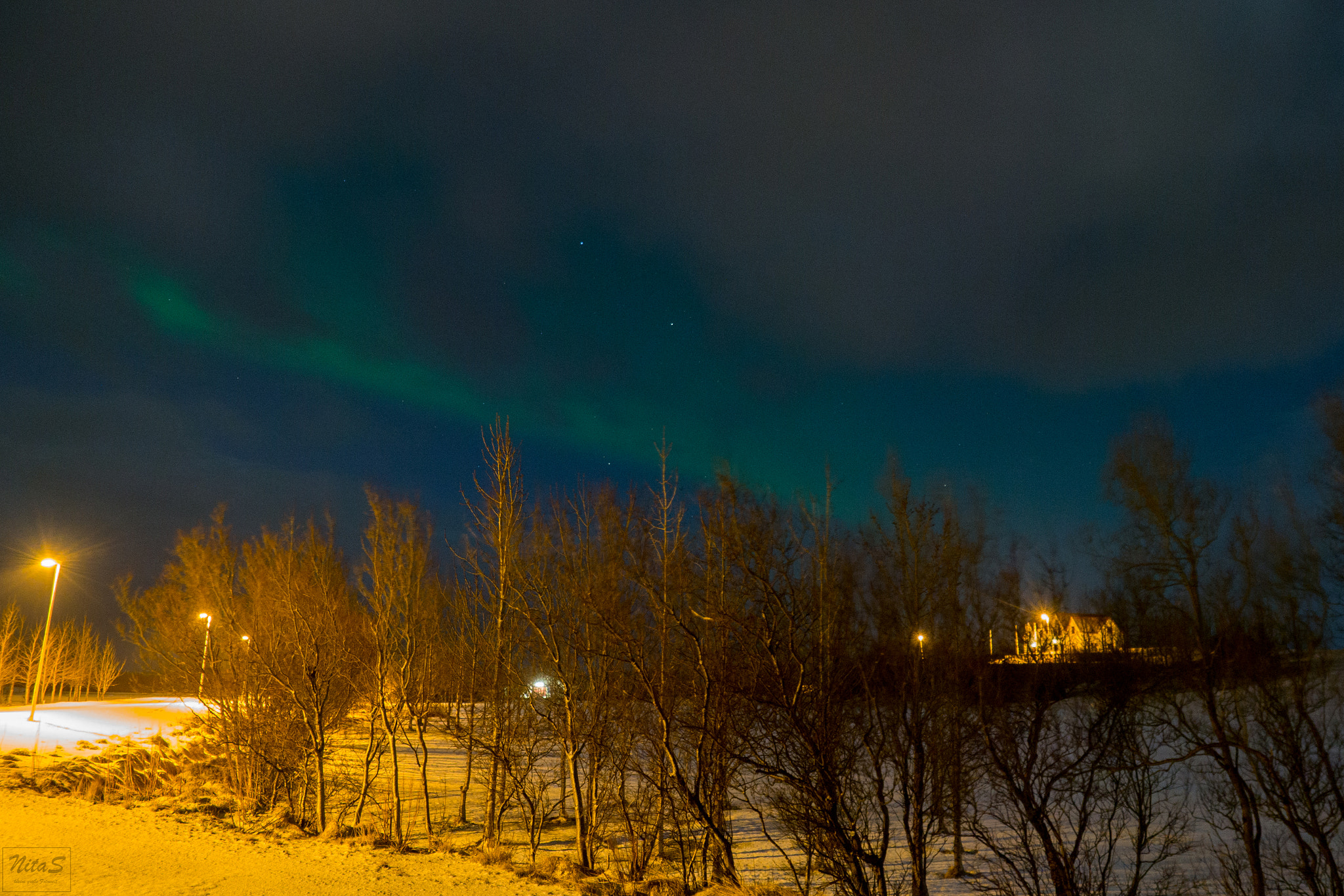Olympus OM-D E-M1 Mark II + Olympus M.Zuiko Digital ED 12-40mm F2.8 Pro sample photo. A shade of northern lights photography