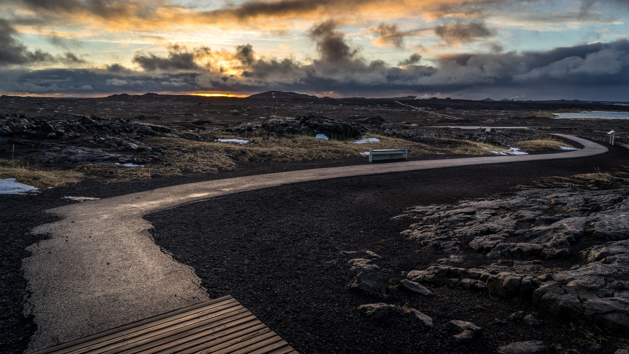 Sony a7 + Sony Vario Tessar T* FE 24-70mm F4 ZA OSS sample photo. Sunrise in the southern peninsula -  sandvik, iceland - travel photography photography