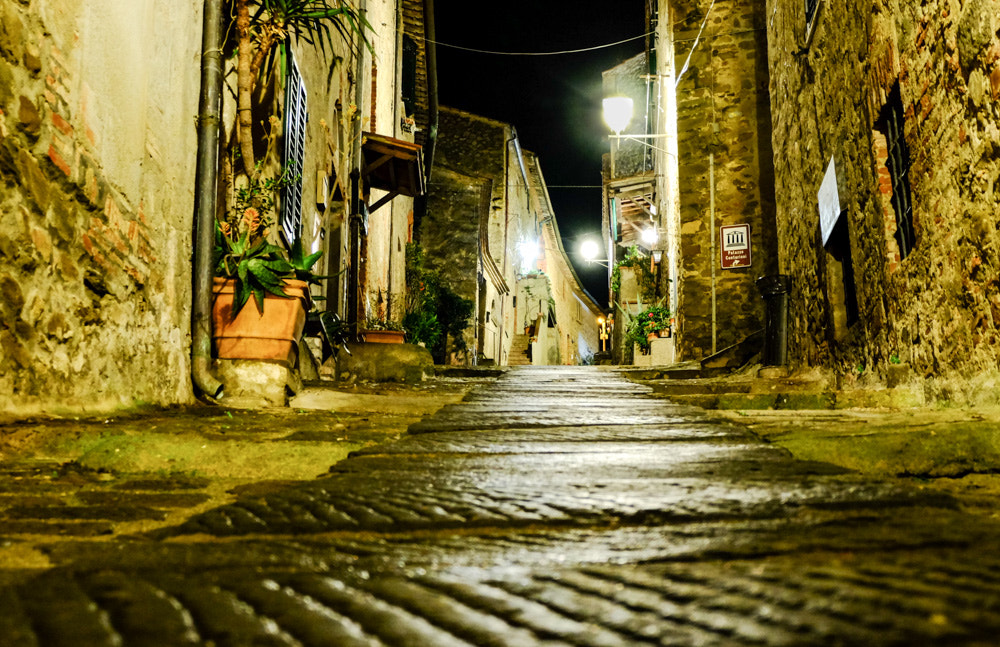 Fujifilm XC 16-50mm F3.5-5.6 OIS II sample photo. Noche toscana photography