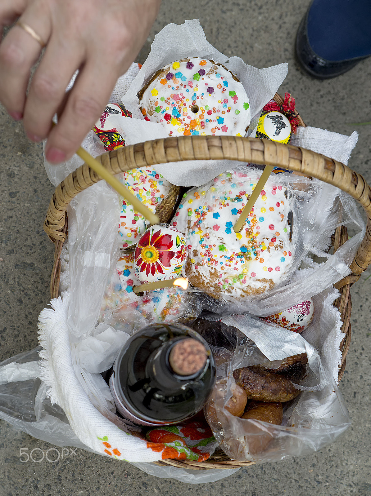 Nikon D610 sample photo. Traditional easter cake egg wine photography