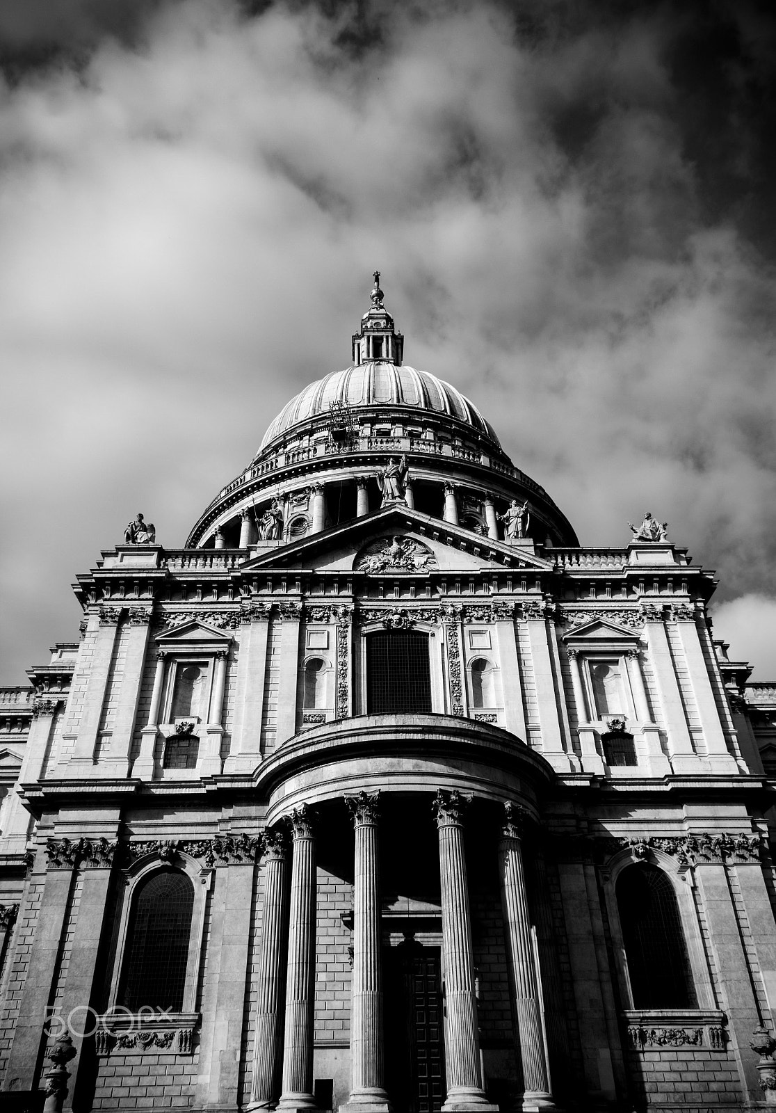 Canon EOS 60D + Canon EF-S 17-85mm F4-5.6 IS USM sample photo. St paul's cathedral photography