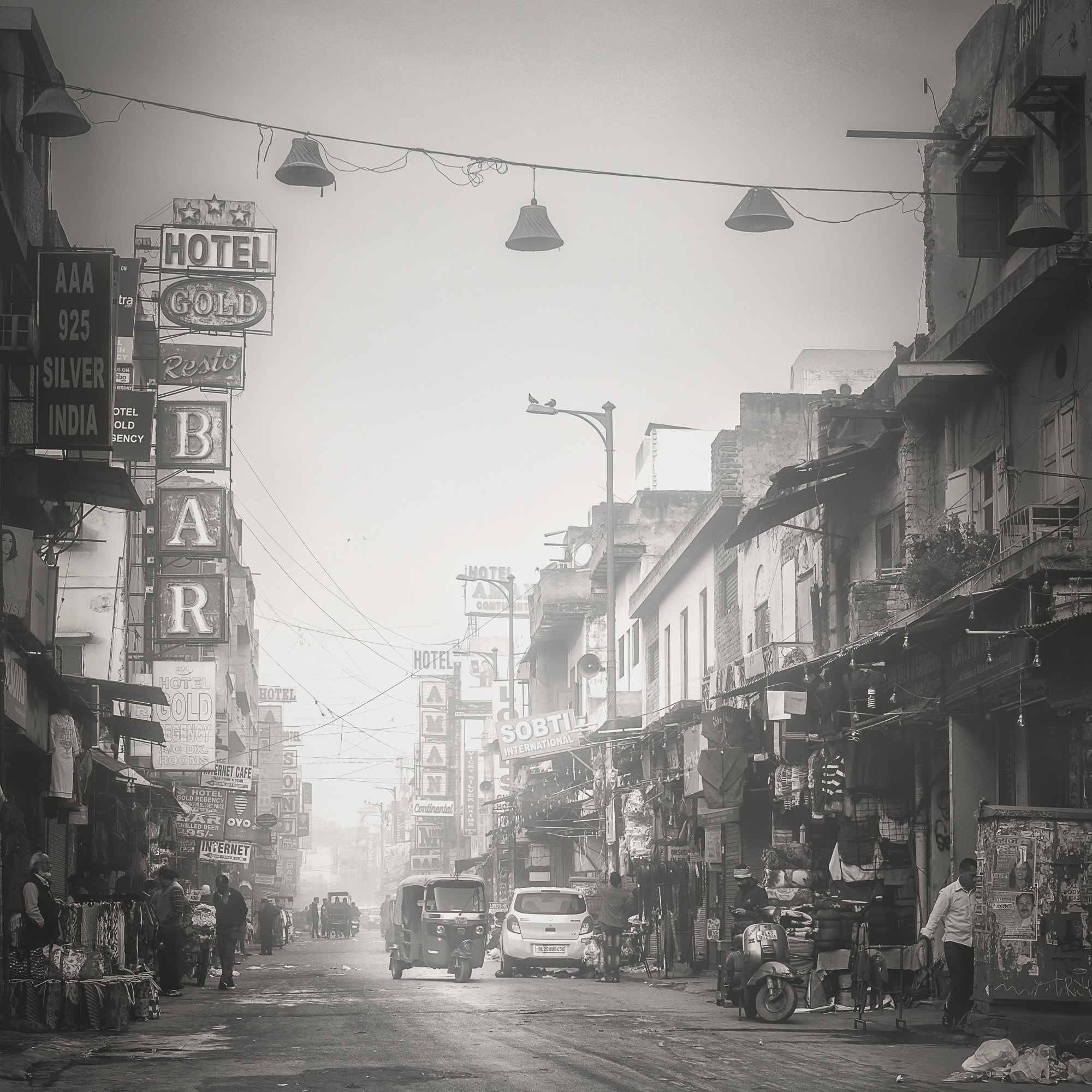 Nikon D810 + Nikon AF-S Nikkor 50mm F1.8G sample photo. 6 am new delhi photography