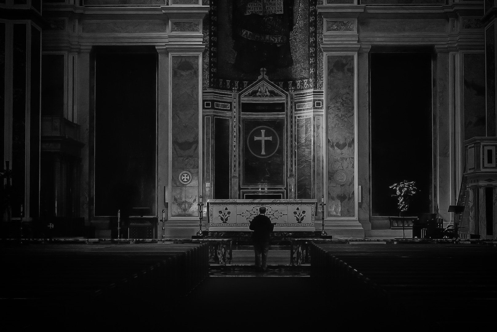 Sony a5100 sample photo. Dark cathedral photography