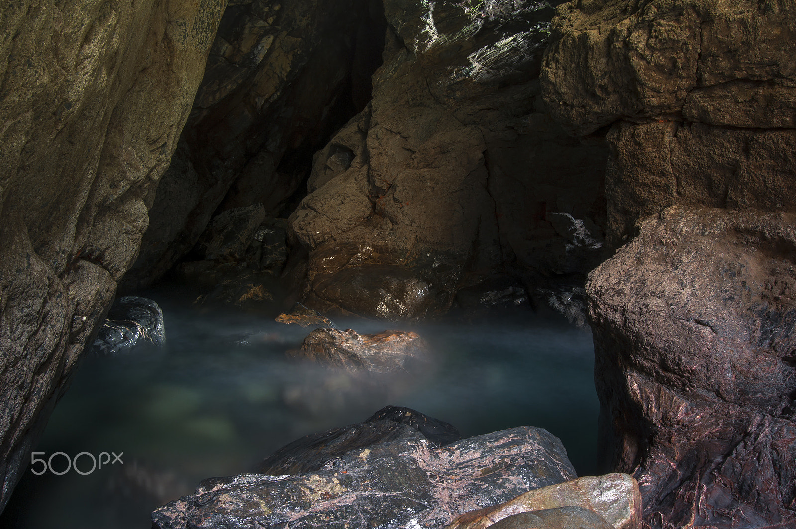 Nikon D5000 sample photo. Inside the cave of lundy bay, cornwall, uk. photography