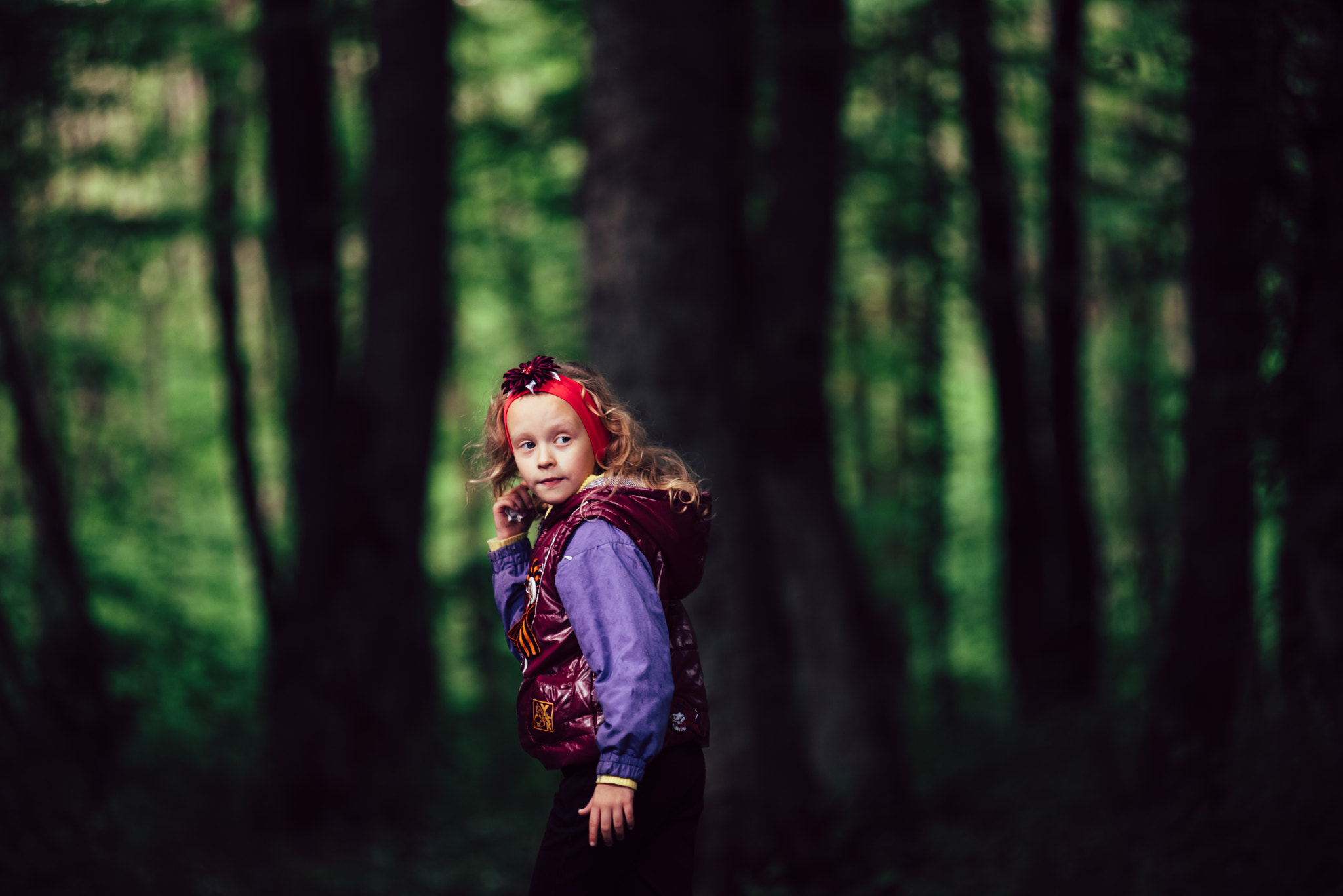 Nikon AF-Nikkor 80-200mm F2.8D ED sample photo. Red hat photography