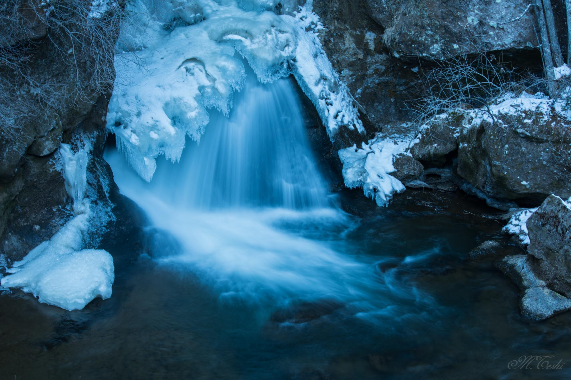 Canon EF 70-200mm F4L IS USM sample photo. On a freezing morning photography