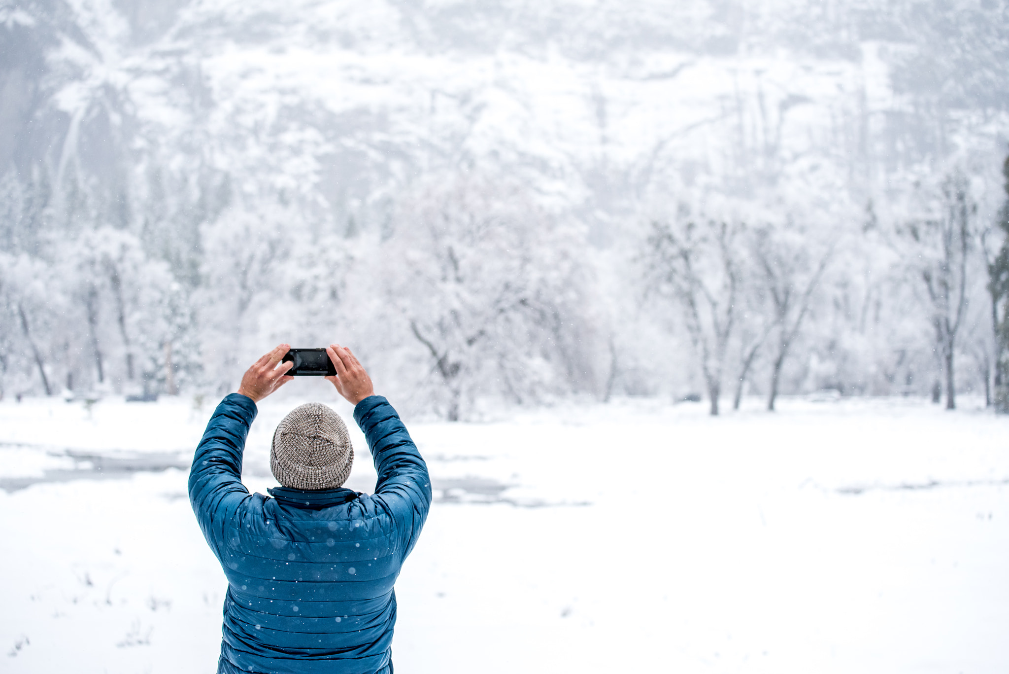Nikon AF-S Nikkor 70-200mm F4G ED VR sample photo. Iphone photography in yosemite winter photography