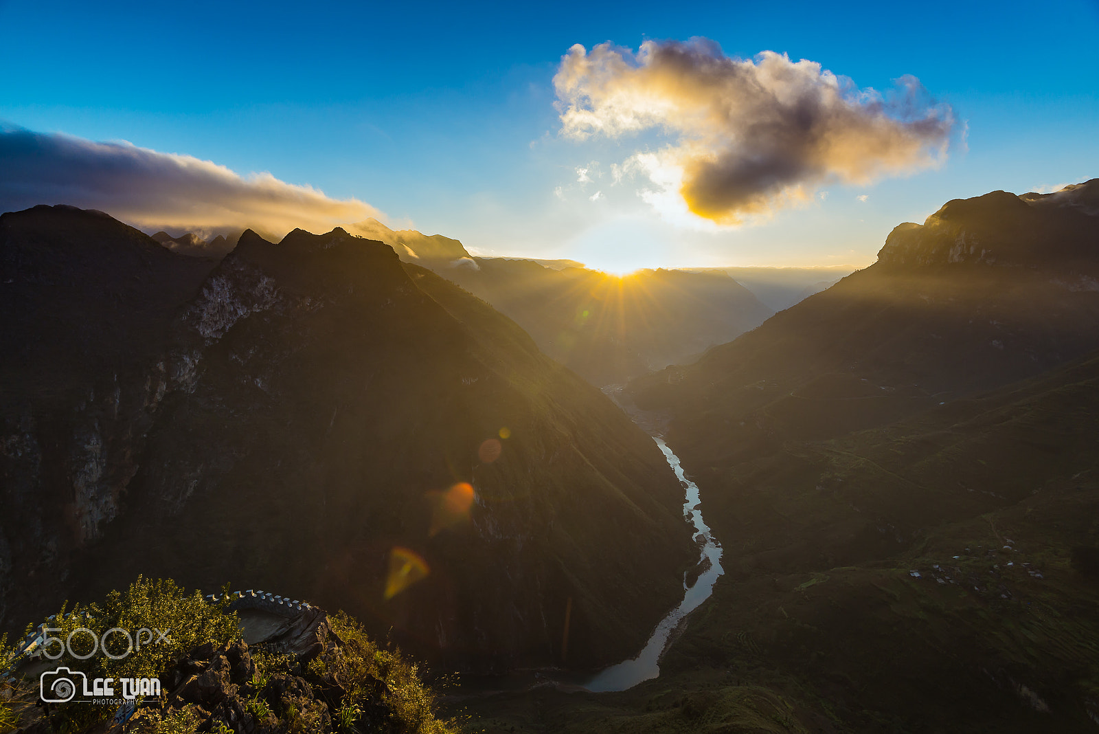 Nikon D610 sample photo. Sunrise ma pi leng - ha giang photography