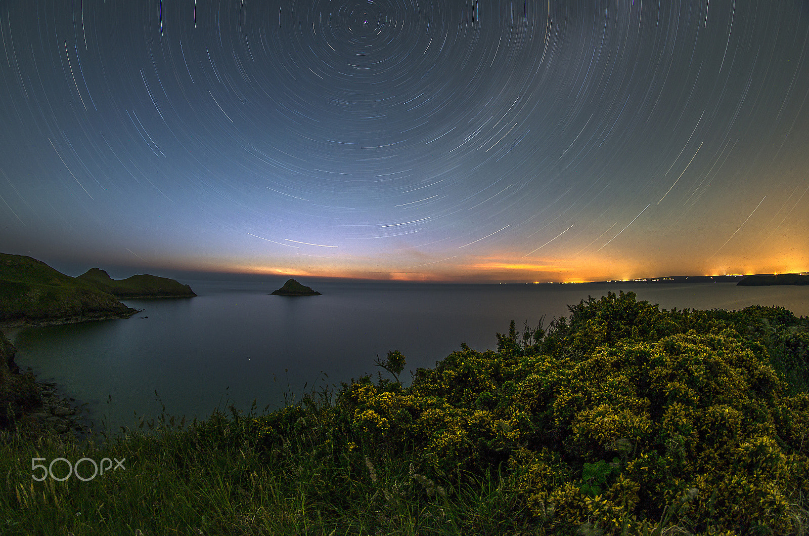 Samyang 8mm F3.5 Aspherical IF MC Fisheye sample photo. Star-trail of pentireglaze, cornwall, uk. photography