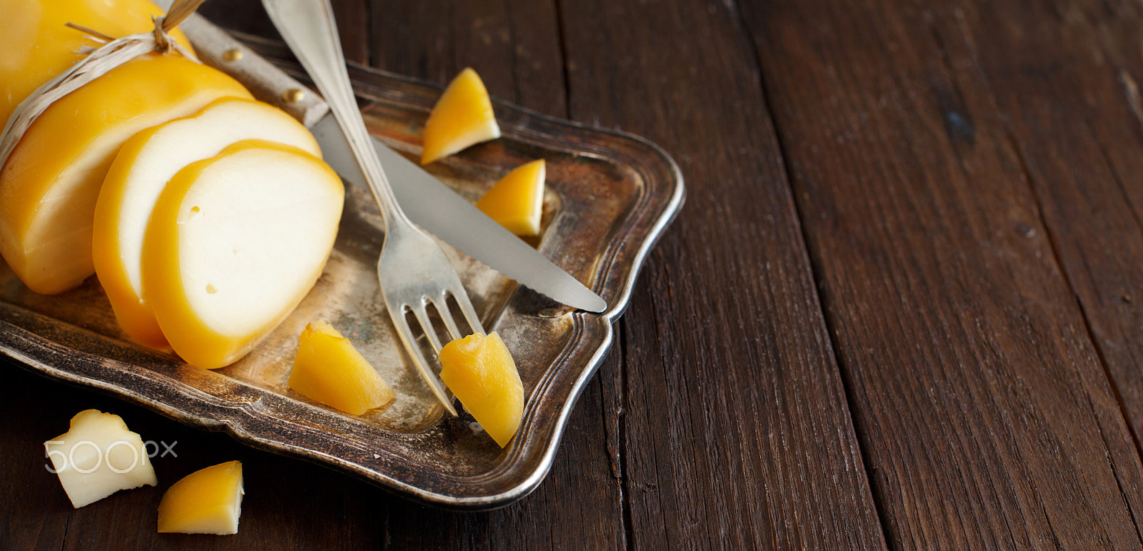 Canon EOS 650D (EOS Rebel T4i / EOS Kiss X6i) + Canon EF 50mm F1.2L USM sample photo. Scamorza, typical italian smoked cheese photography