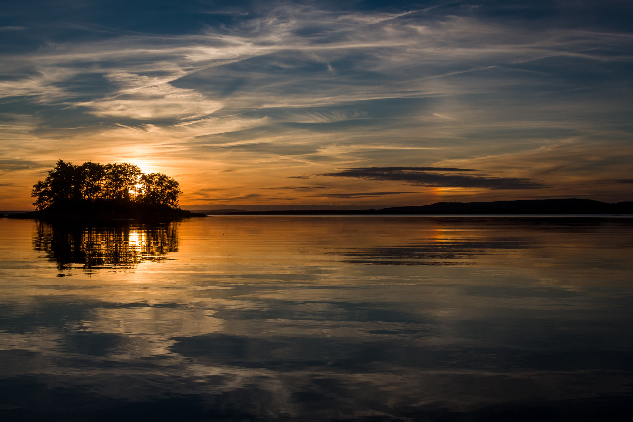 Canon EOS 700D (EOS Rebel T5i / EOS Kiss X7i) sample photo. Sunset in montreal photography