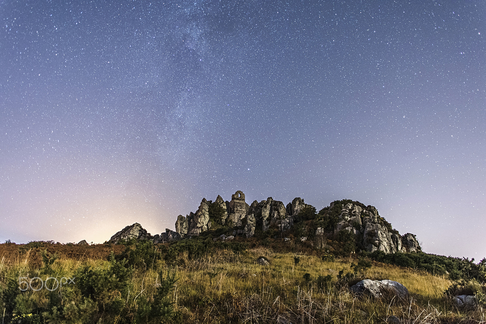 Nikon D4S + Nikon AF-S Nikkor 20mm F1.8G ED sample photo. Milky way over roche rock, cornwall, uk. photography