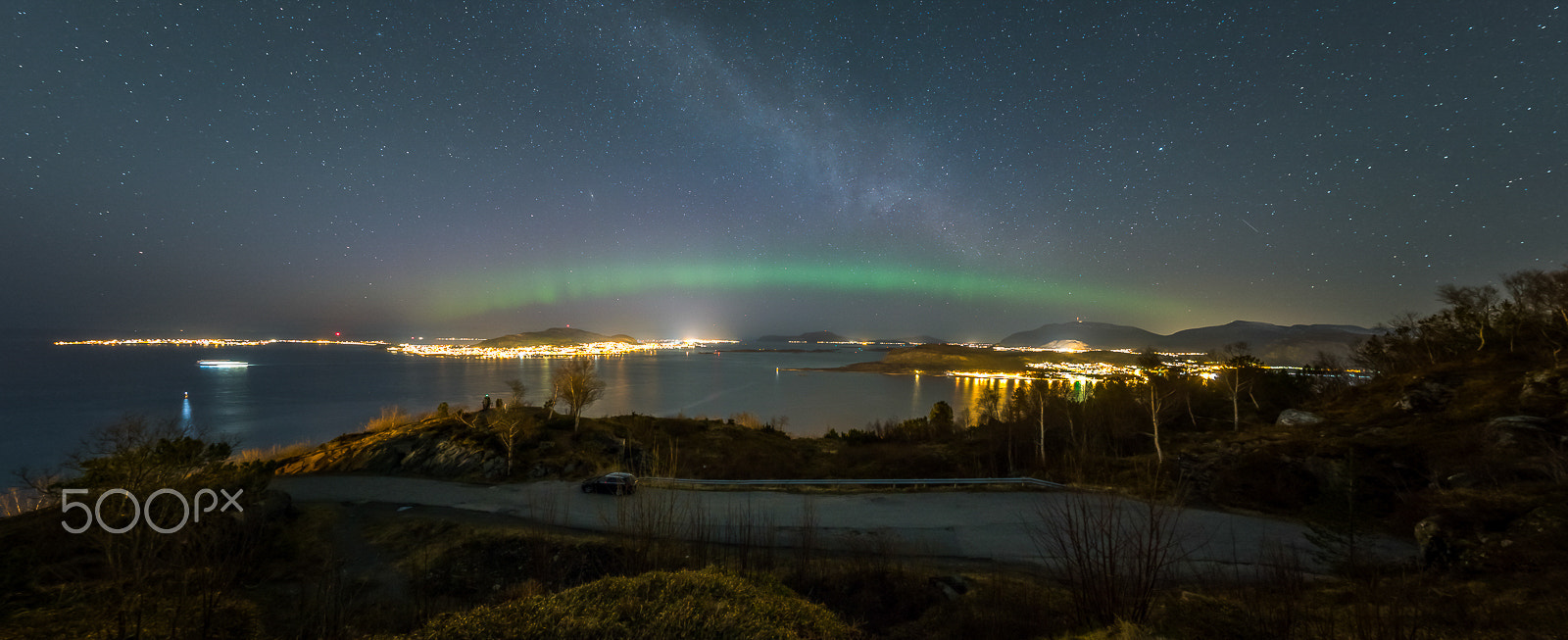 Nikon D750 + Nikon AF-S Nikkor 20mm F1.8G ED sample photo. Night view photography