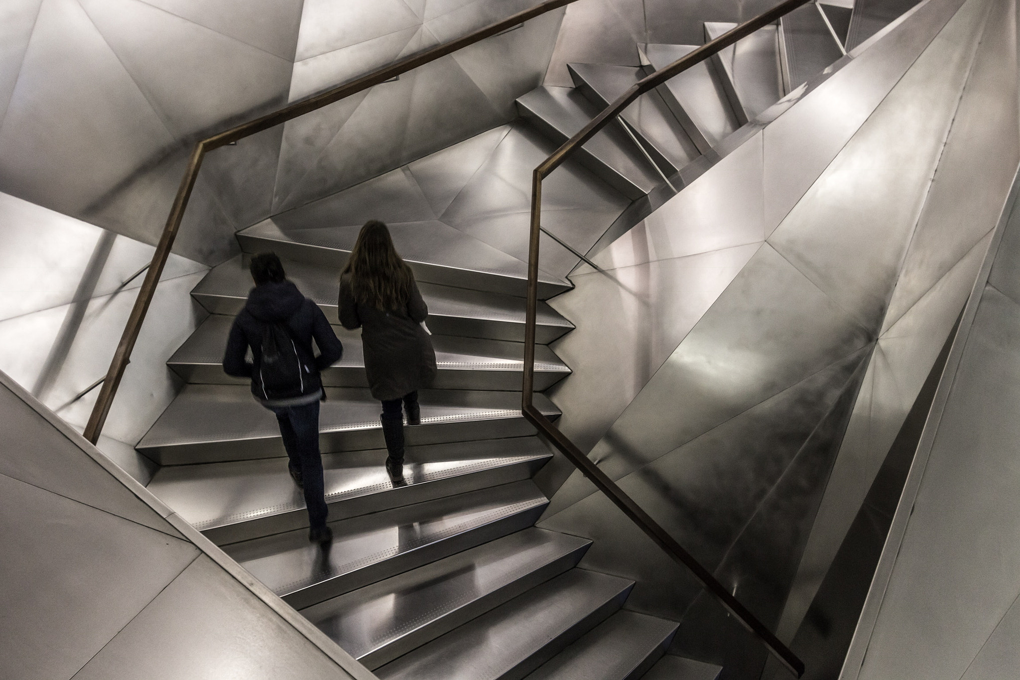 Canon EF-S 10-22mm F3.5-4.5 USM sample photo. Stairs - madrid, spain photography