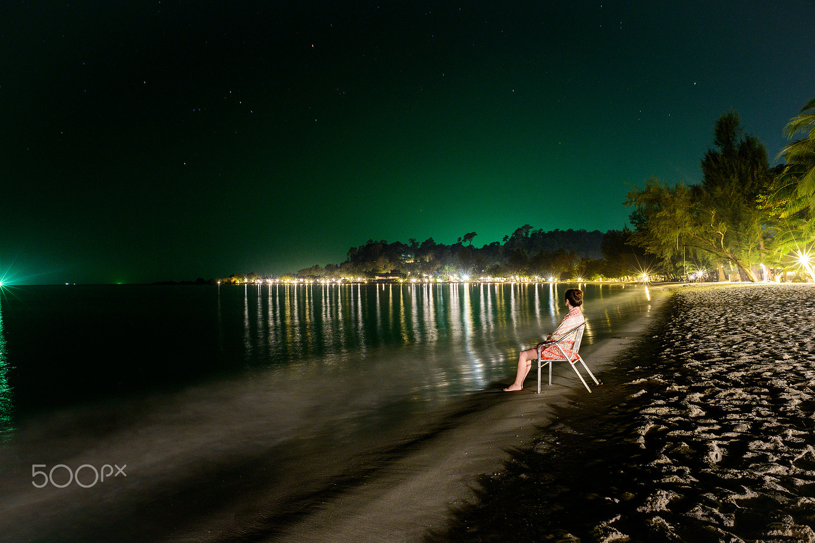 Nikon D800 + Nikon AF Nikkor 20mm F2.8D sample photo. Nek photography