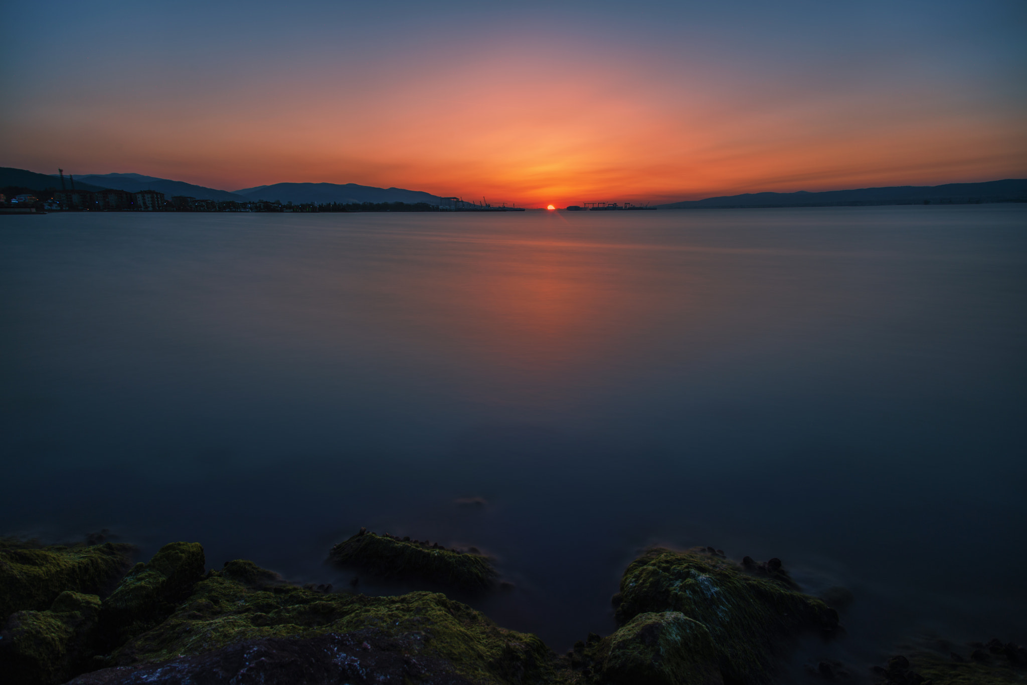 Tamron AF 19-35mm f/3.5-4.5 (A10) sample photo. Setsun photography