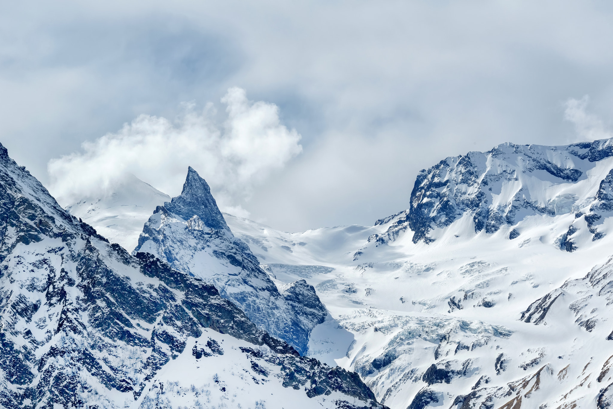 Nikon D800 + Nikon AF Nikkor 105mm F2D DC sample photo. The greater caucasus mountain range photography