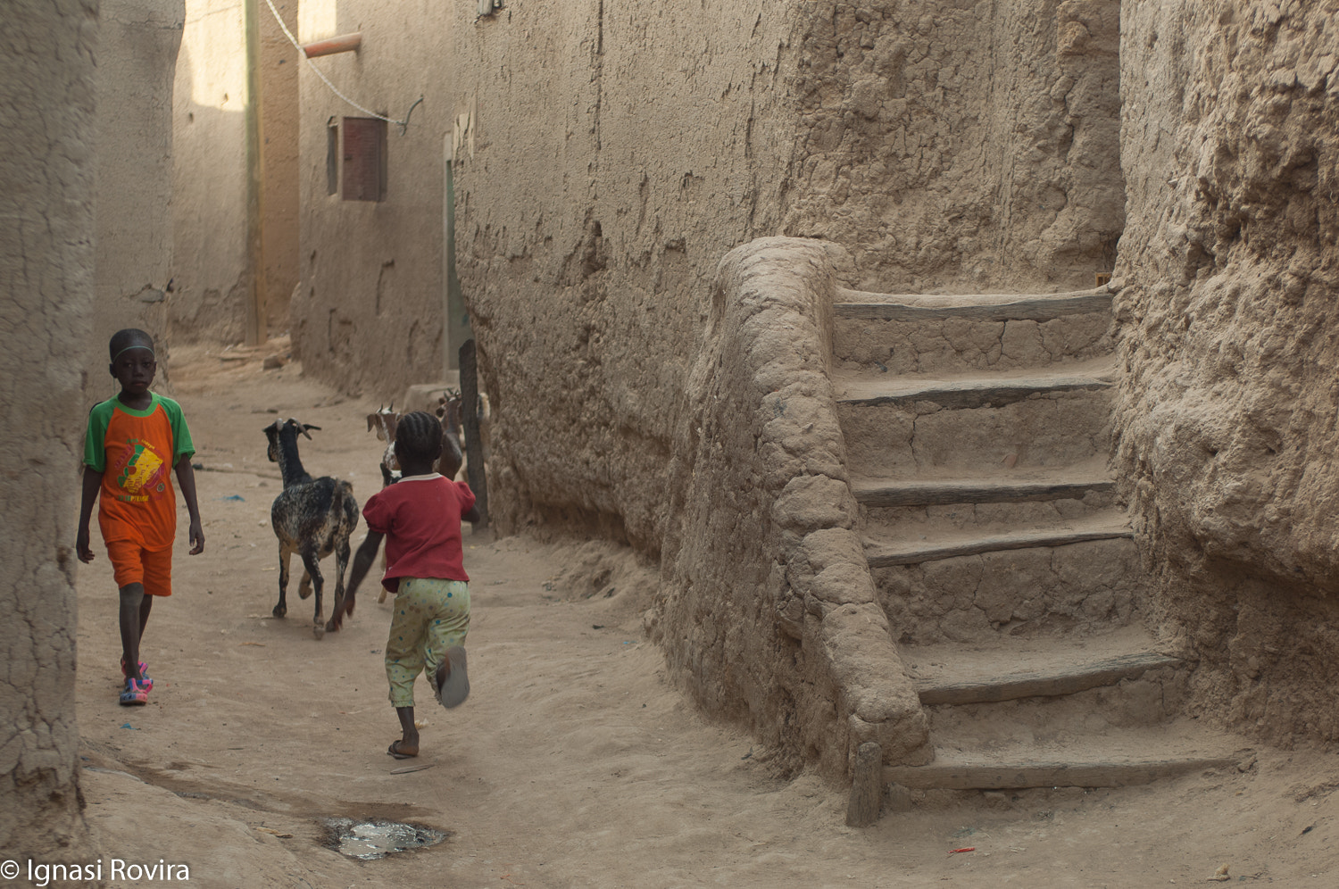 AF Zoom-Nikkor 35-70mm f/2.8D N sample photo. Djenne. mali photography